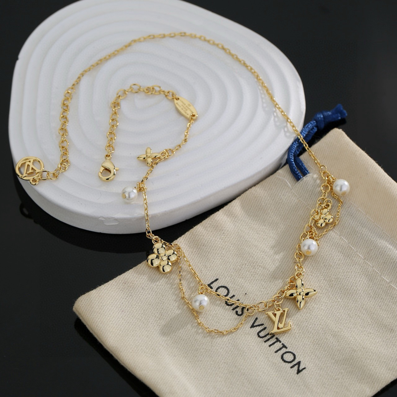 ルイヴィトン ロゴレター LV Twig スター ネックレス 画像 8