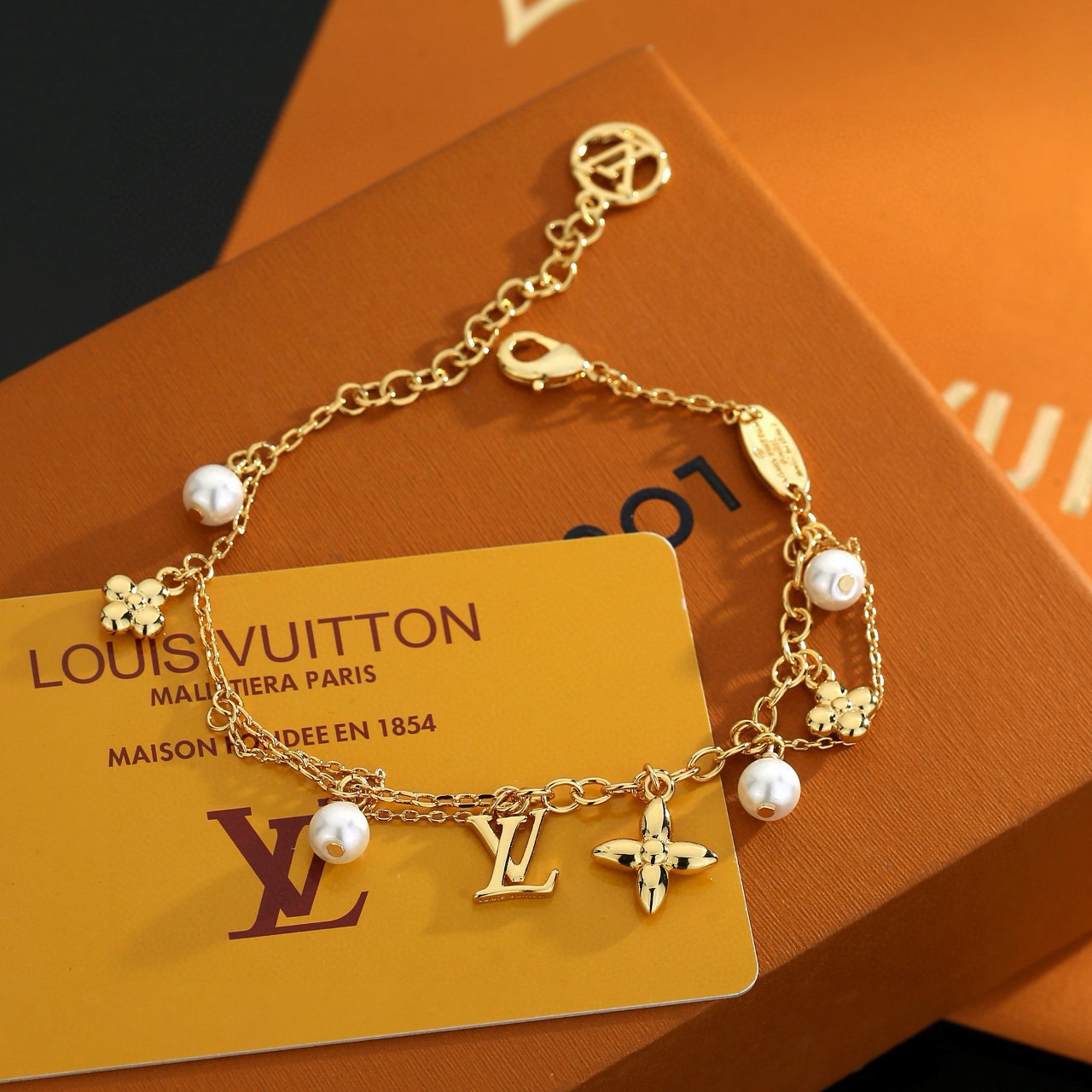 ルイヴィトン ロゴレター LV Twig スター チェーン ブレスレット 詳細画像 3