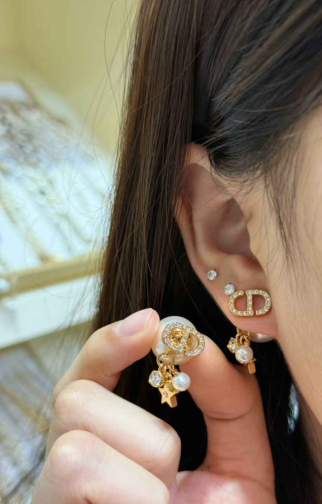 ディオール パール レジン カラーブロック ロゴレター Dior Tribales ピアス シルバー ホワイト Tribales クリスタルドロップ 詳細画像 3