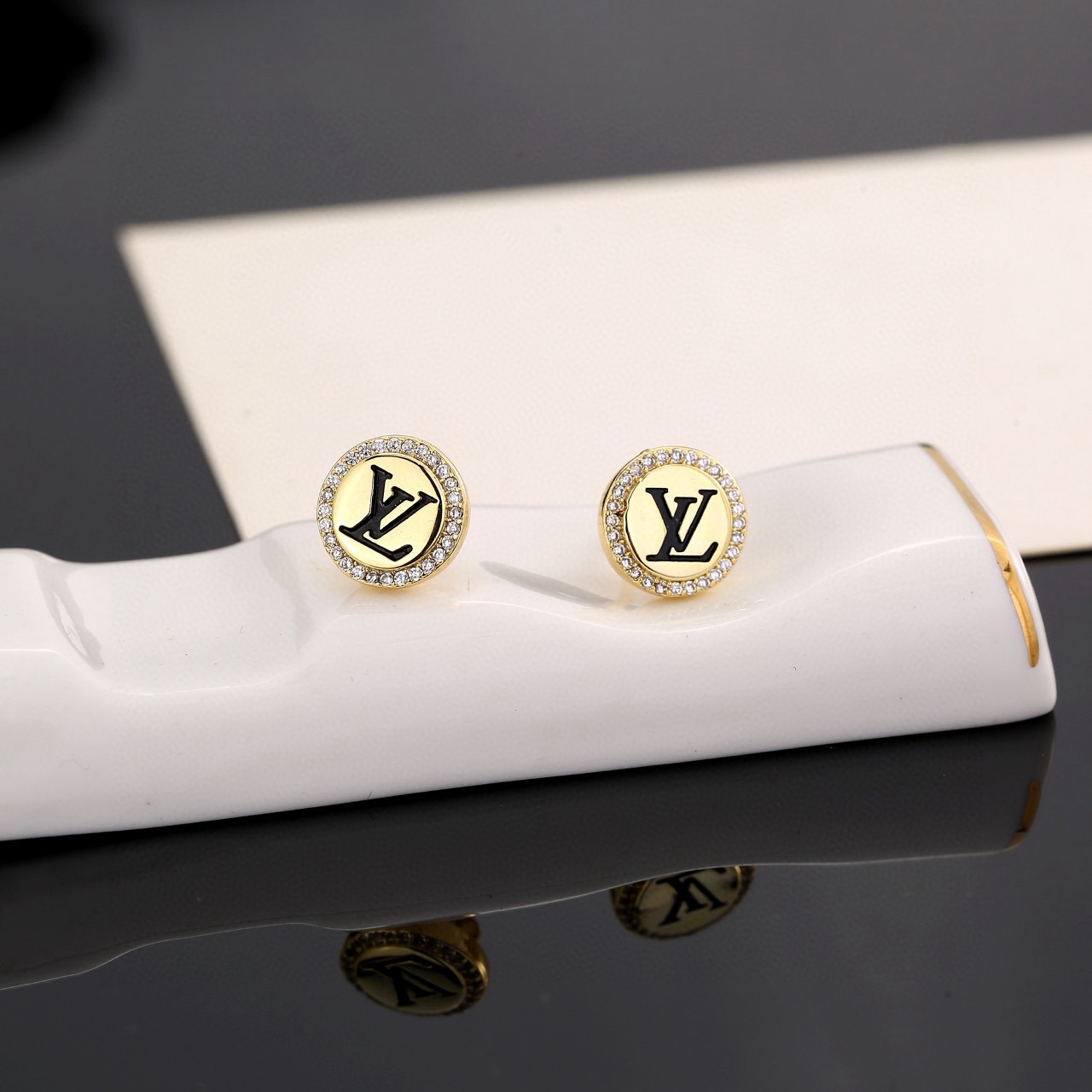 ルイヴィトン ロゴレター LV Twig スター スクエア ピアス 詳細画像 2
