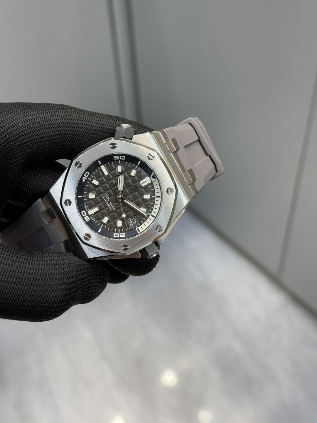 オーデマ ピゲ ロイヤル オーク オフショア ウォッチ 15720ST バリエーションA 詳細画像 2