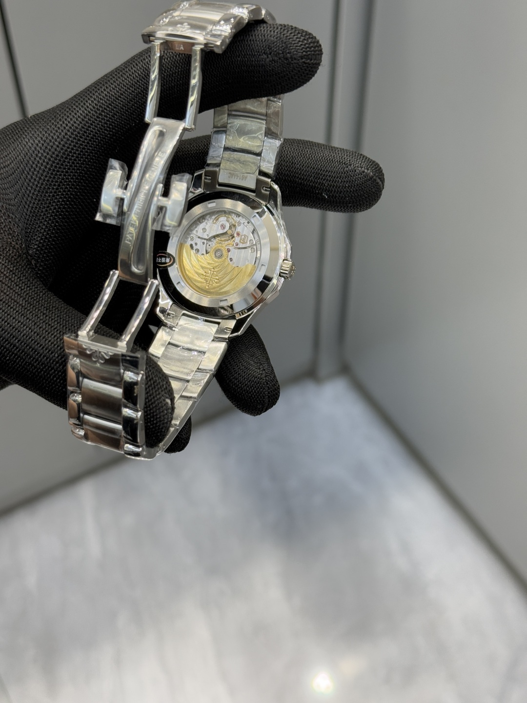パテック フィリップ アクアノート ルーチェ クロノグラフ レインボー ウォッチ 7968/300R-001 バリエーションB 画像 5