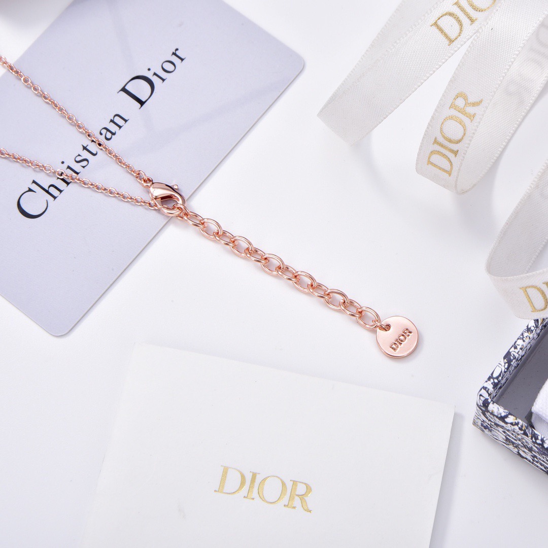 ディオール イエロー ゴールド ハート ロゴレター ネックレス 画像 6