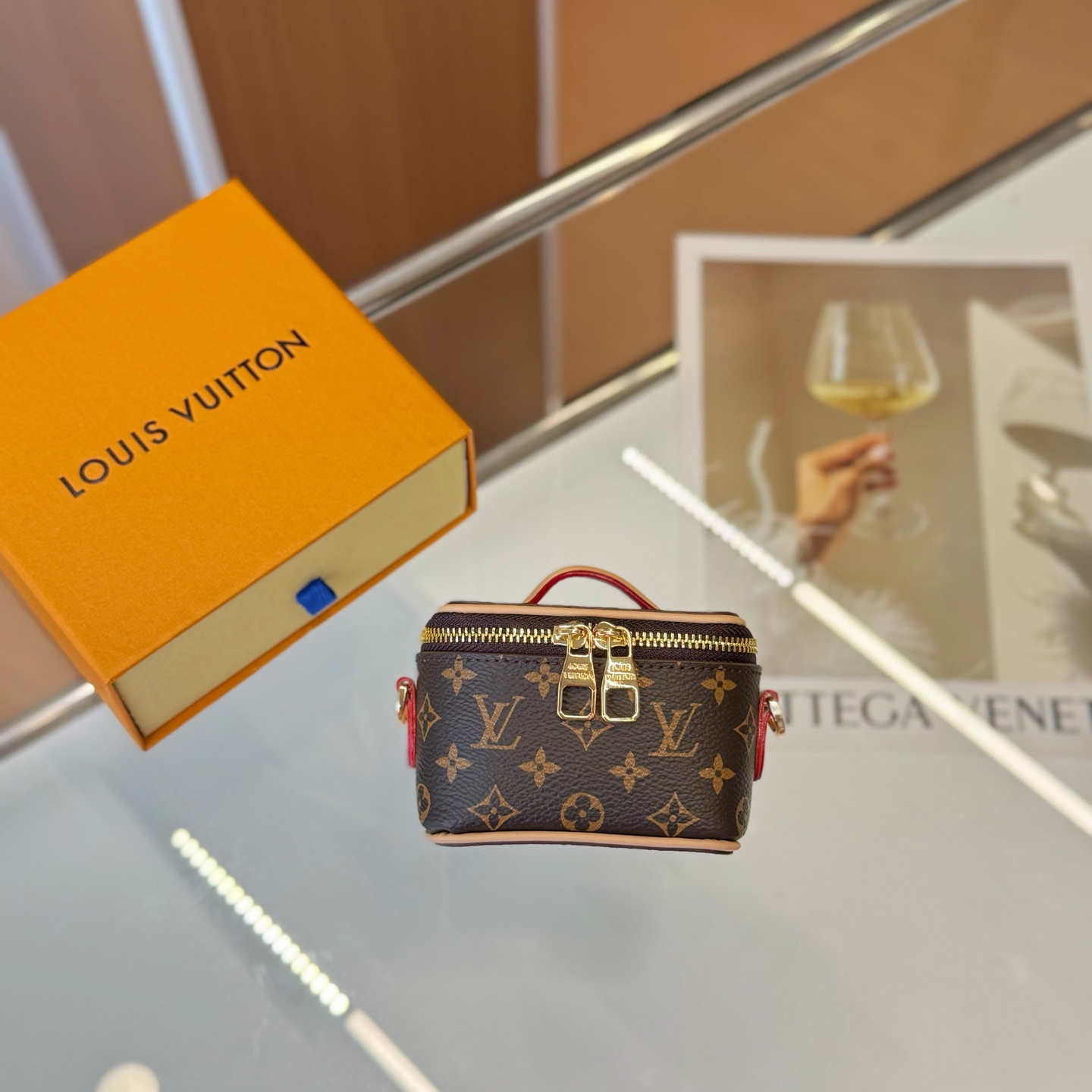 ルイヴィトン Micro Vanity Case デューン ベージュ ブラウン モノグラム M03812 詳細画像 2