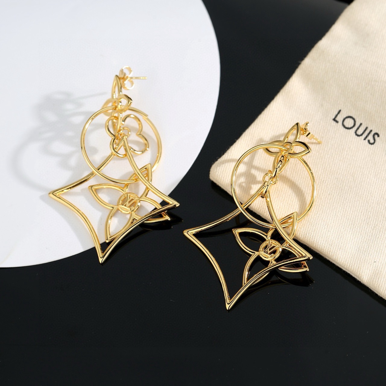 ルイヴィトン スター LV Twig ロゴレター ピアス 画像 4