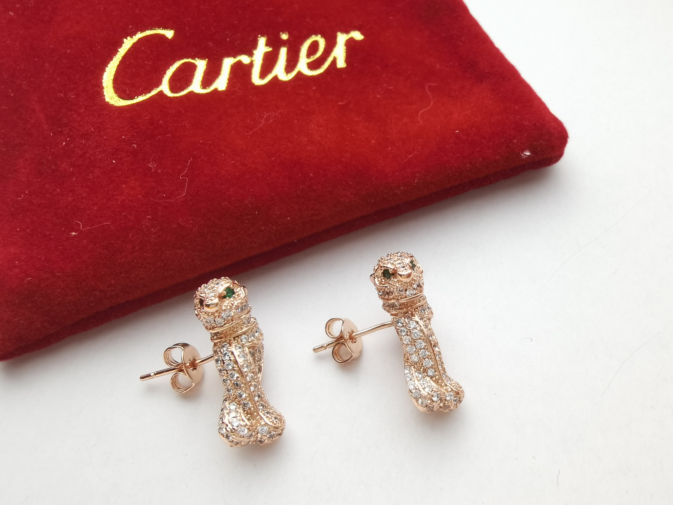 カルティエ パンテール パンサー ピアス パンサー バー ドロップ 詳細画像 2