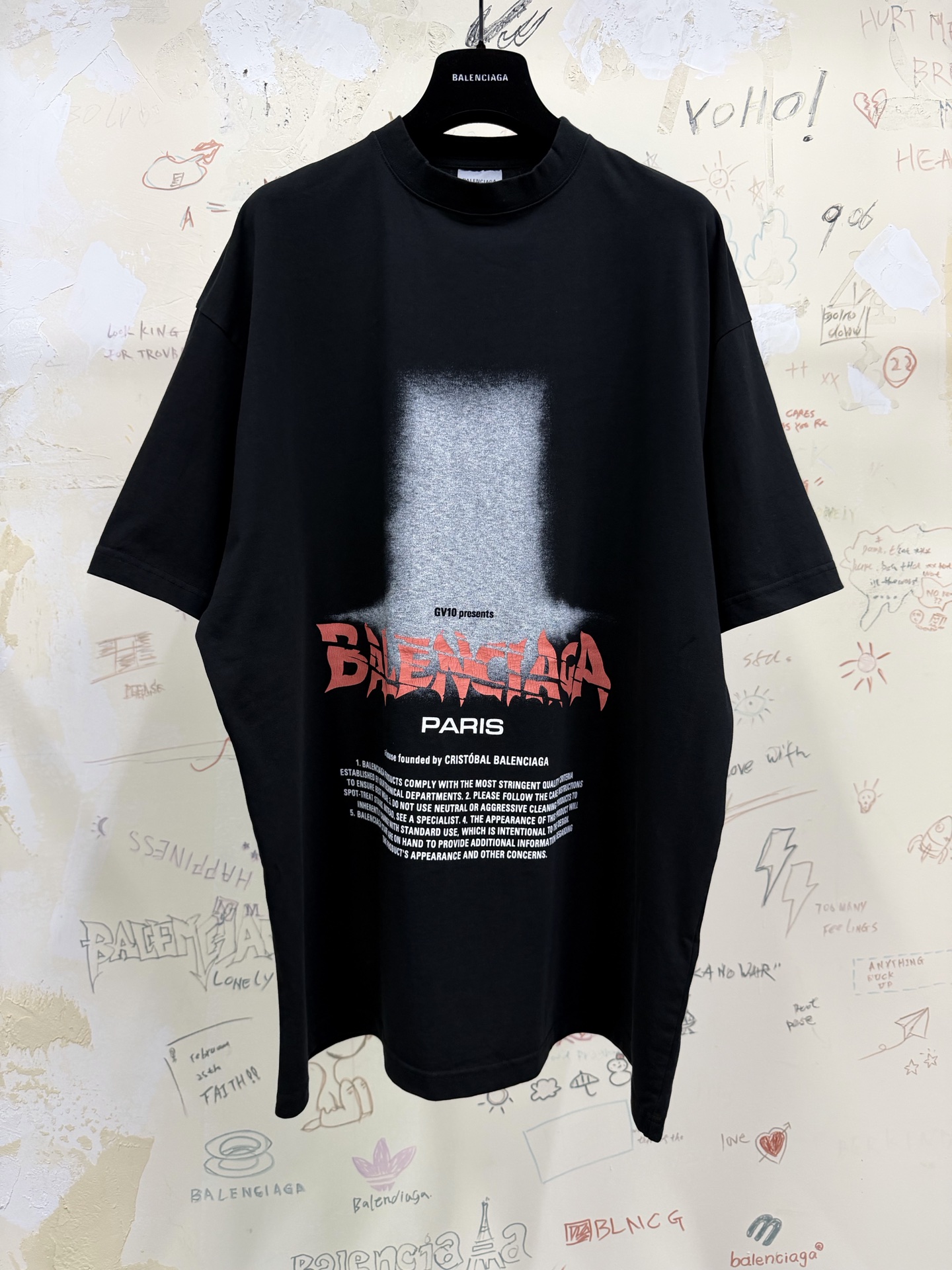 バレンシアガ Gate of God プリントTシャツ ブラック 詳細画像 1