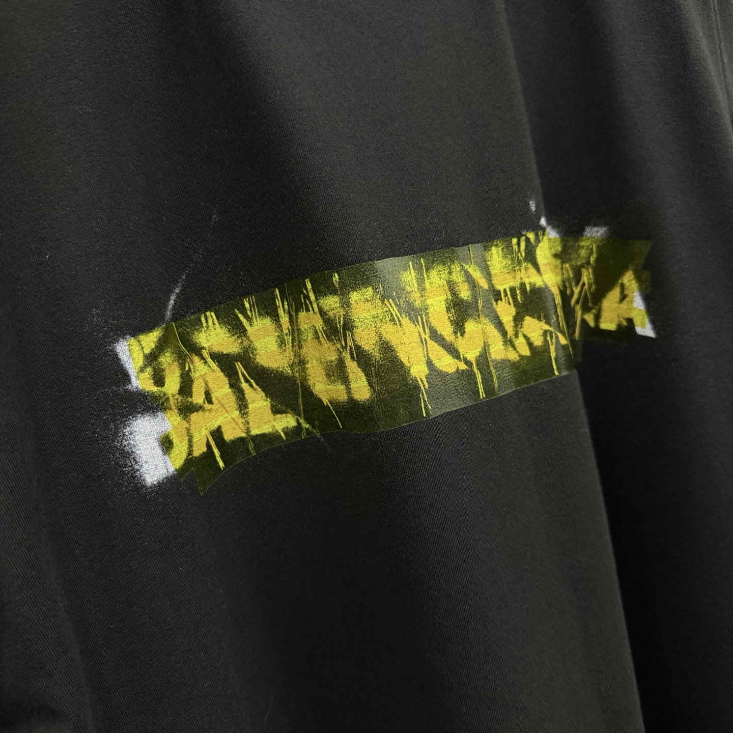 バレンシアガ レターテープ ロゴTシャツ ブラック 画像 4