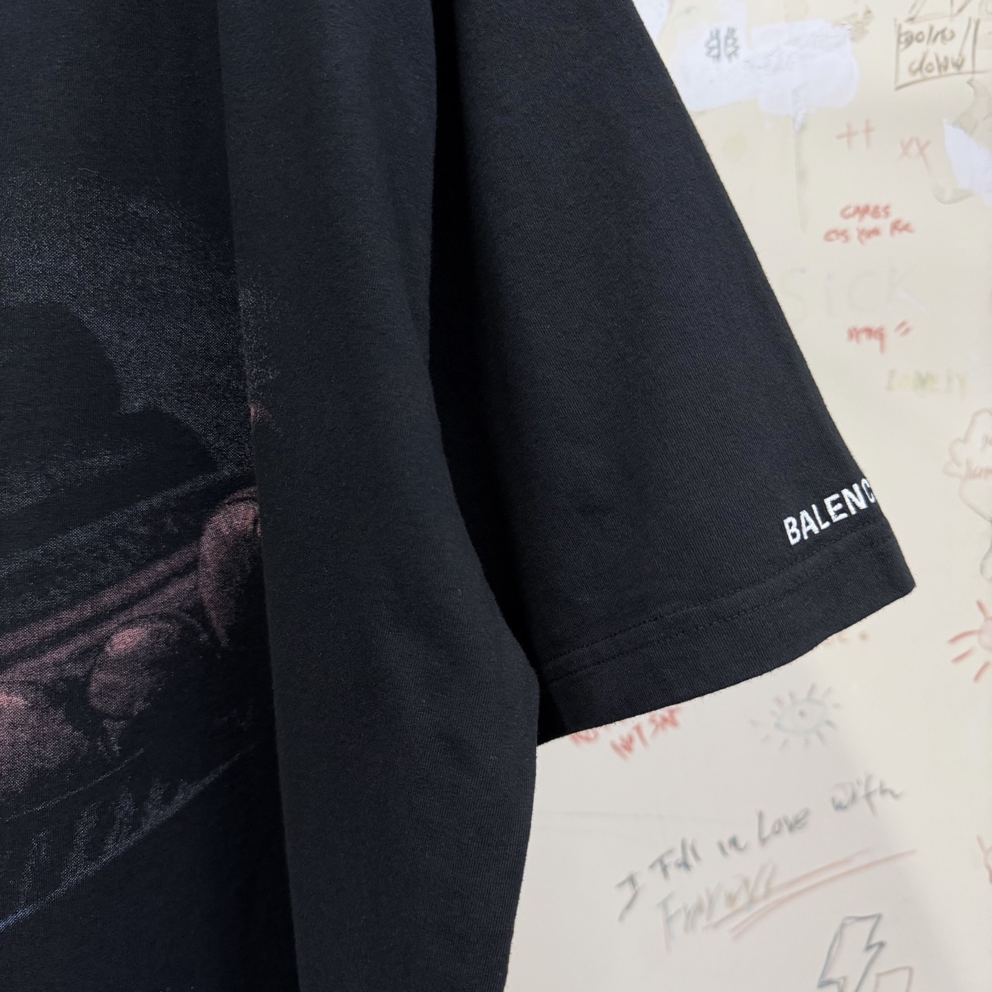 バレンシアガ x エイチビーオー Euphoria サイケデリックTシャツ ホワイト 画像 7