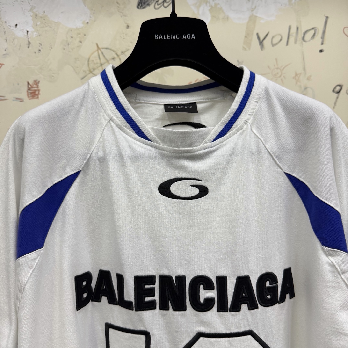 バレンシアガ x エヌビーエー 10 ジャージーTシャツ ブラック 画像 8