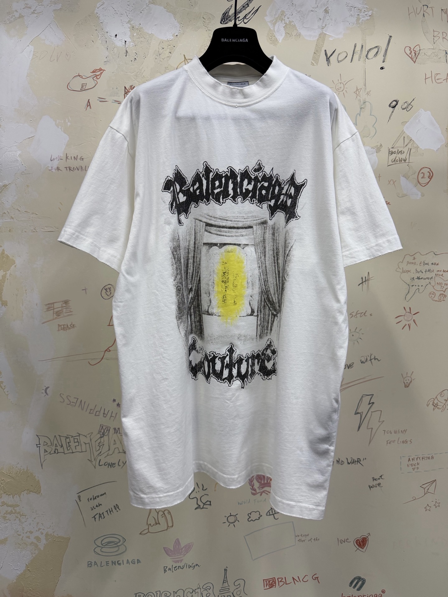 バレンシアガ ゴシックロック ロゴTシャツ ホワイト 画像 9