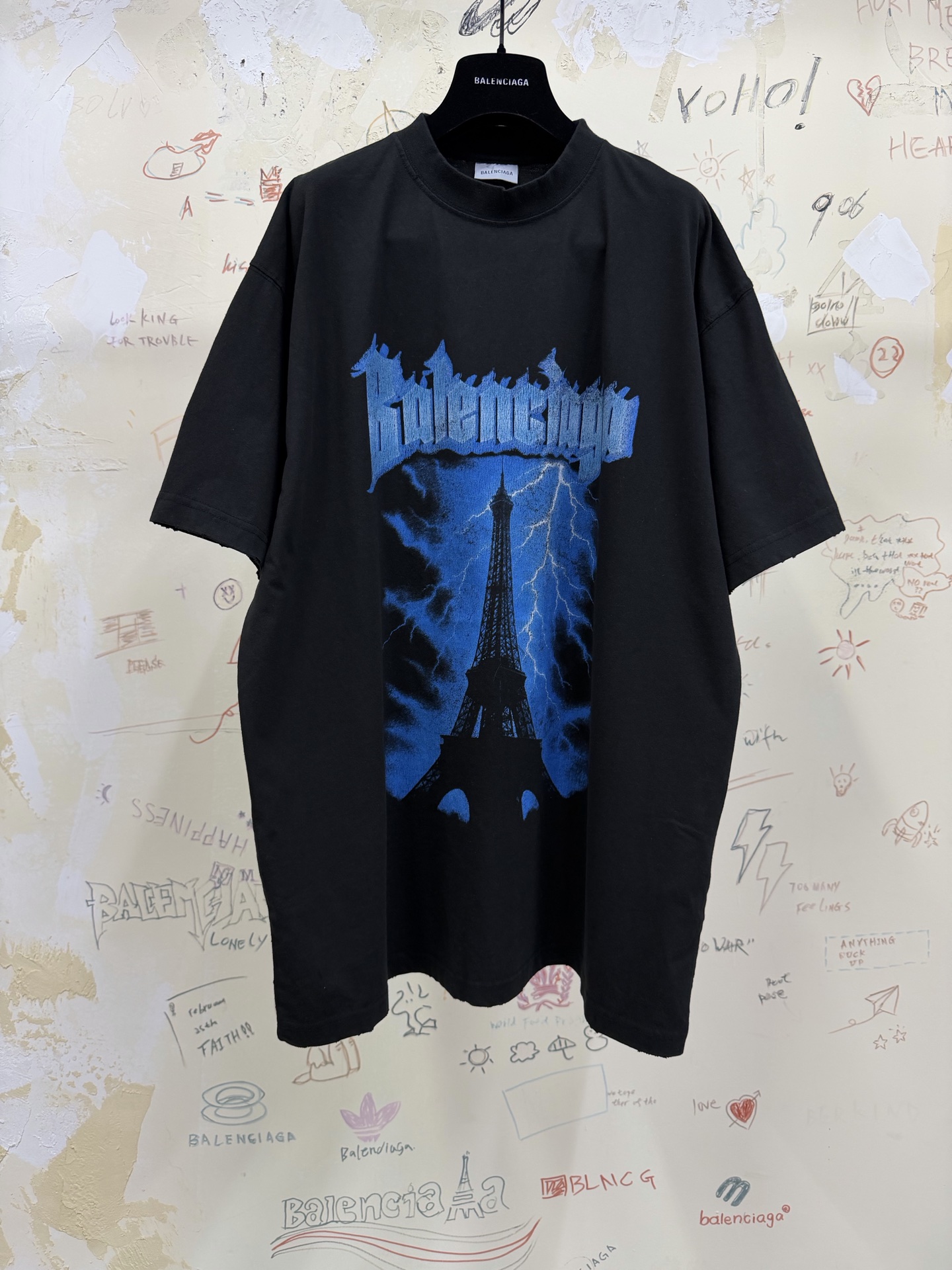 バレンシアガ ライトニングタワーTシャツ ブラック 詳細画像 1