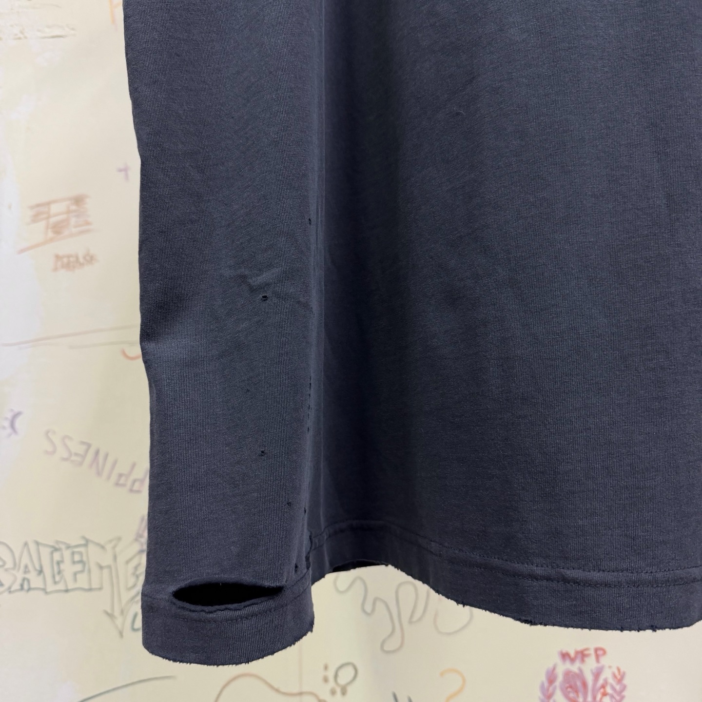 バレンシアガ バレンタイン ディラック方程式Tシャツ グレー 画像 5