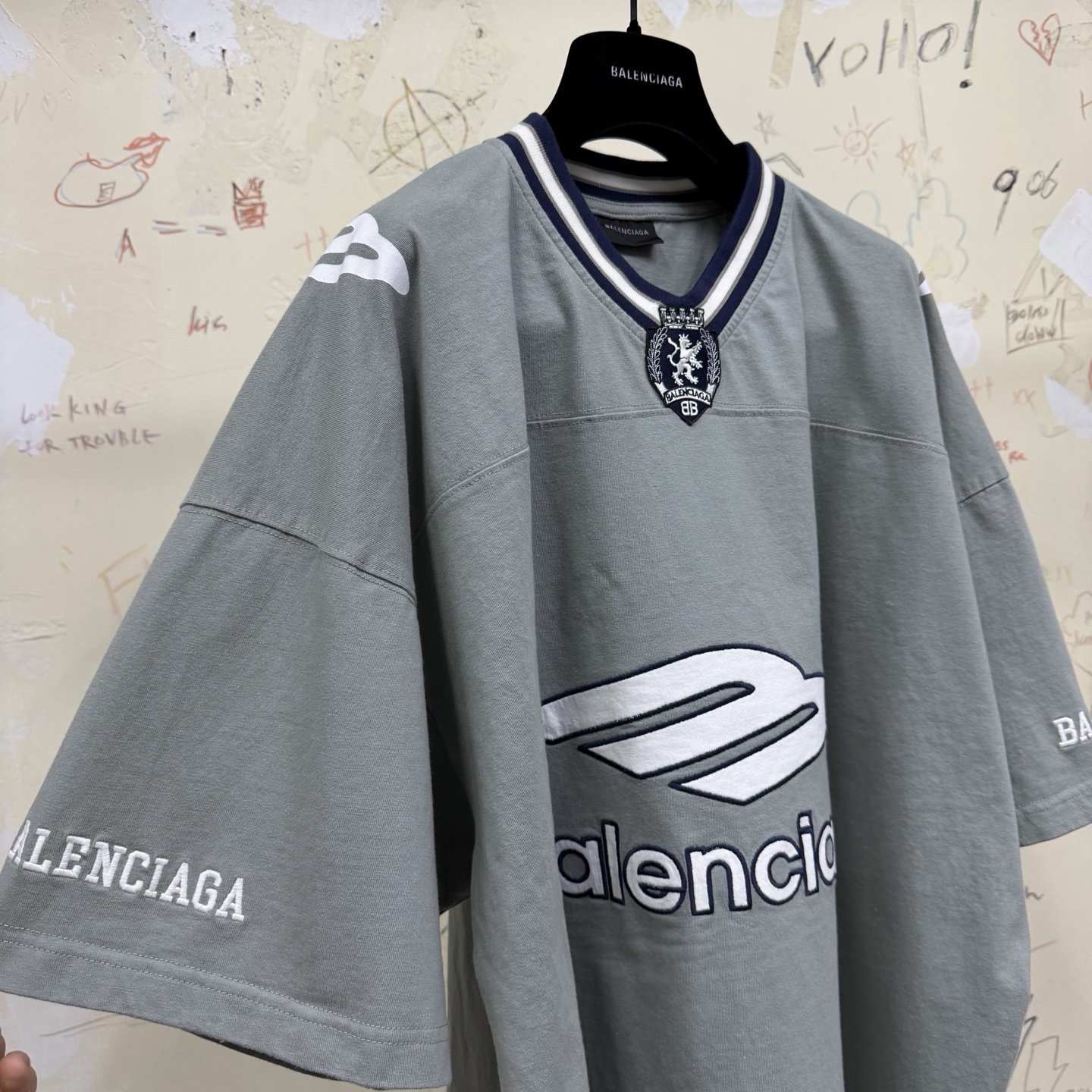 バレンシアガ 3B Football スポーツTシャツ グレー 詳細画像 2