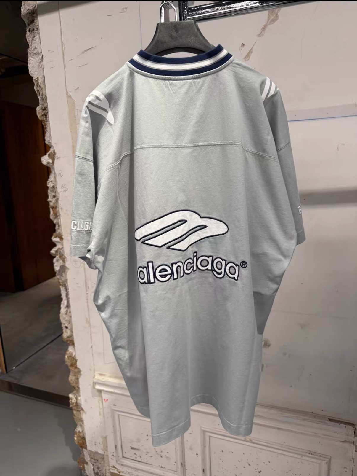 バレンシアガ 3B Football スポーツTシャツ グレー 画像 9