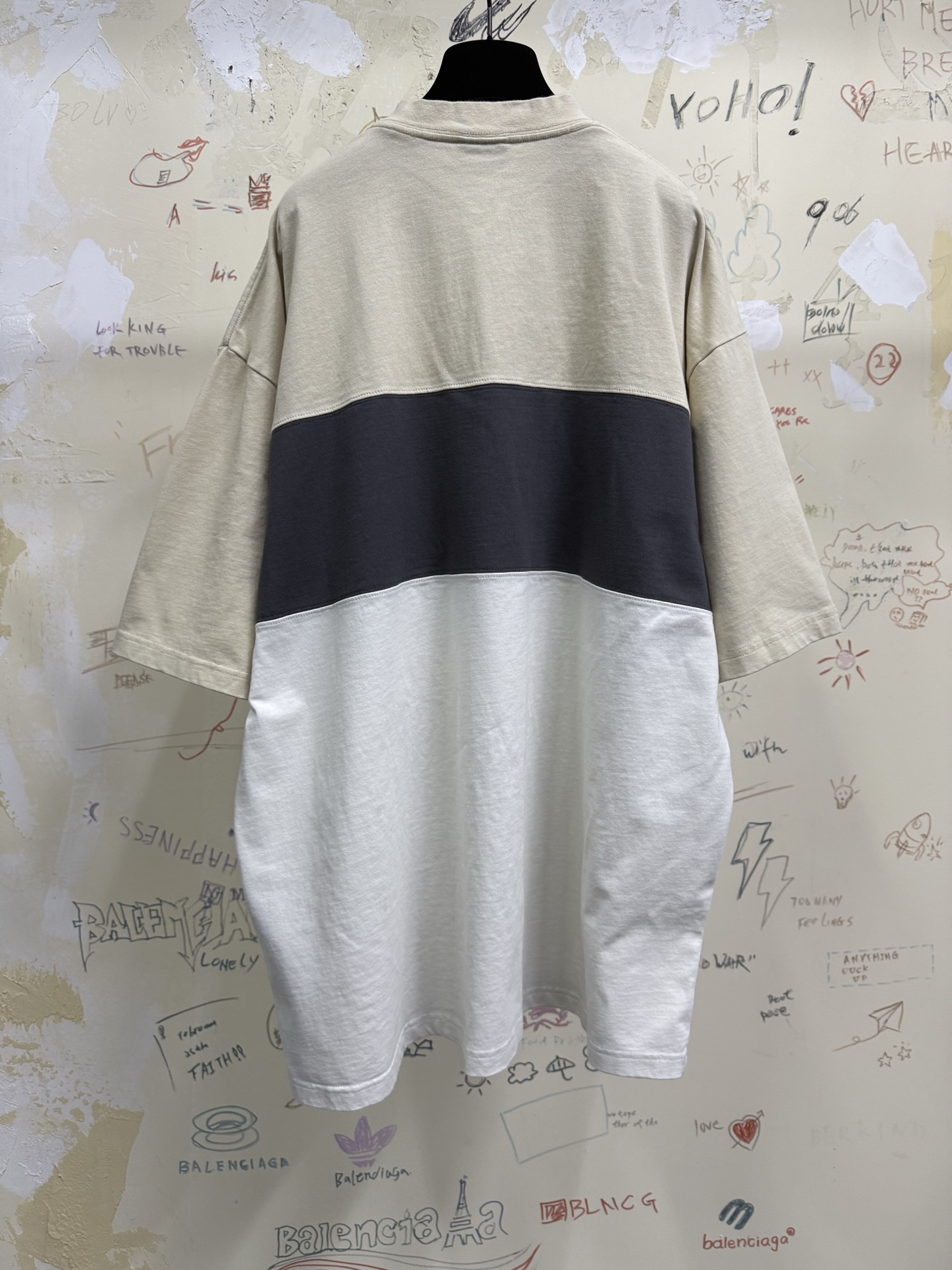 バレンシアガ ダブルリング トリコロールTシャツ ホワイト 画像 4
