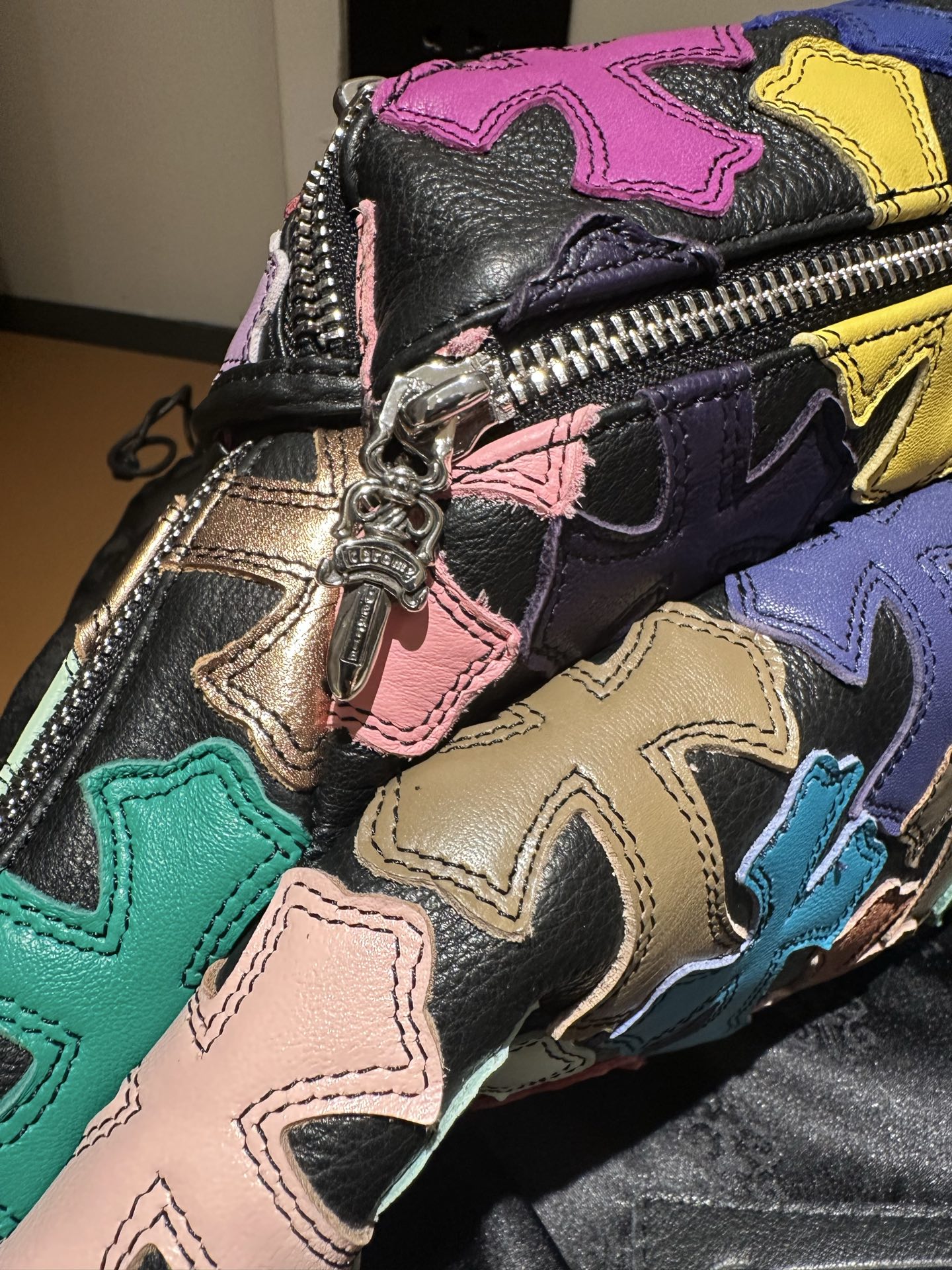 クロムハーツ Bright マルチカラー クロス Waist バッグ 画像 5