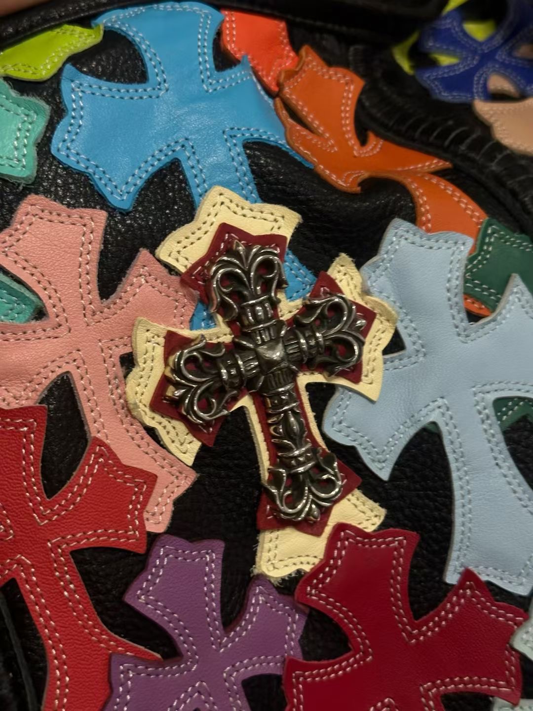 クロムハーツ マルチカラー クロス Patch Crescent ショルダー バッグ 画像 8