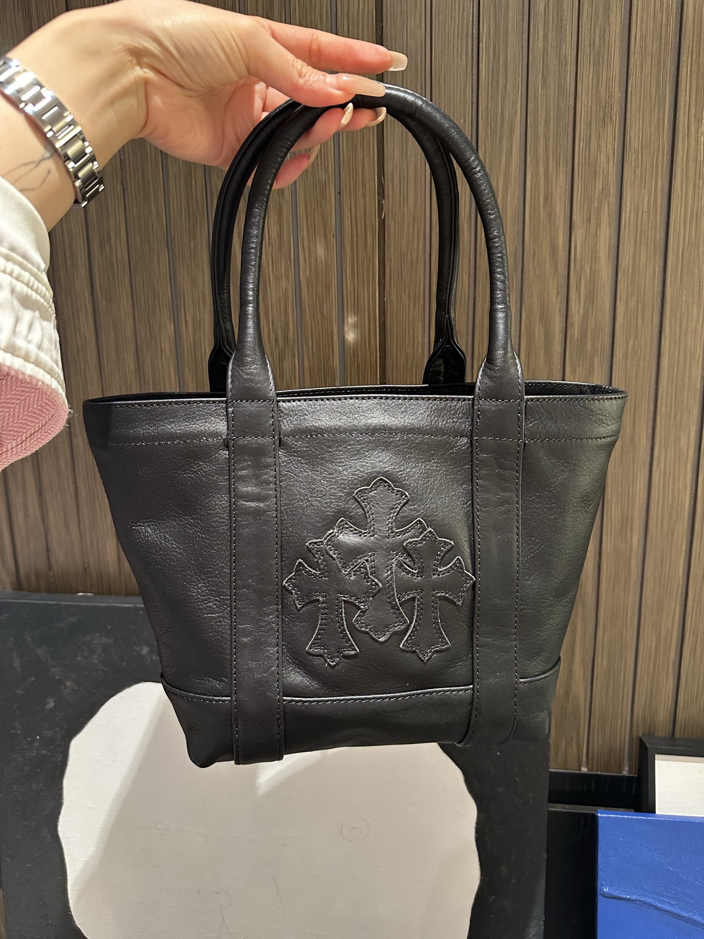 クロムハーツ ブラック レザー クロス トート バッグ Pocket 詳細画像 2