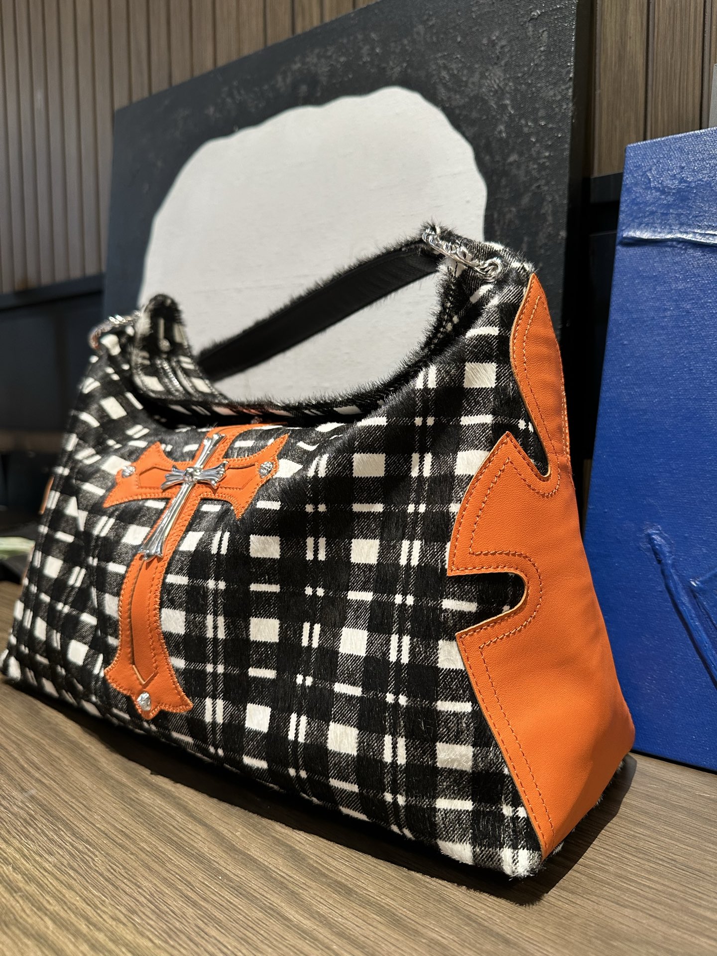 クロムハーツ チェック クロスパッチ ショルダーバッグ 画像 4