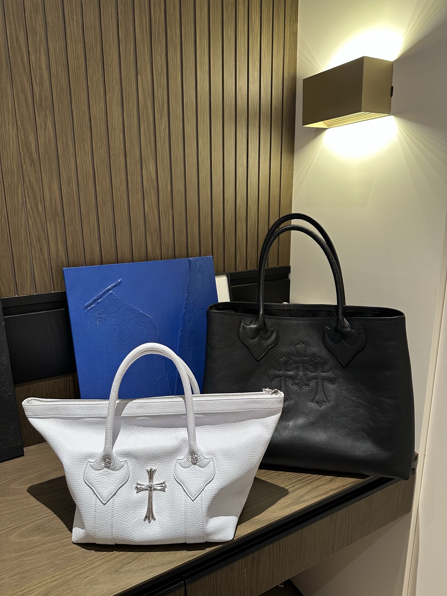 クロムハーツ ホワイトレザー クロス トートバッグ 画像 7
