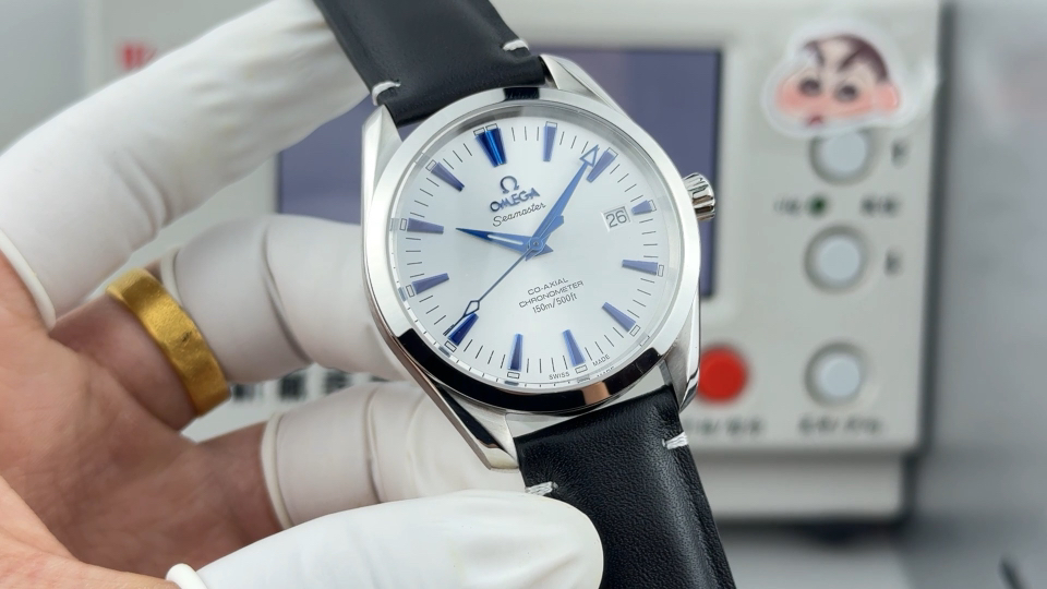 オメガ Seamaster Aqua Terra ウォッチ ホワイト ダイヤル ブラック ストラップ 画像 9
