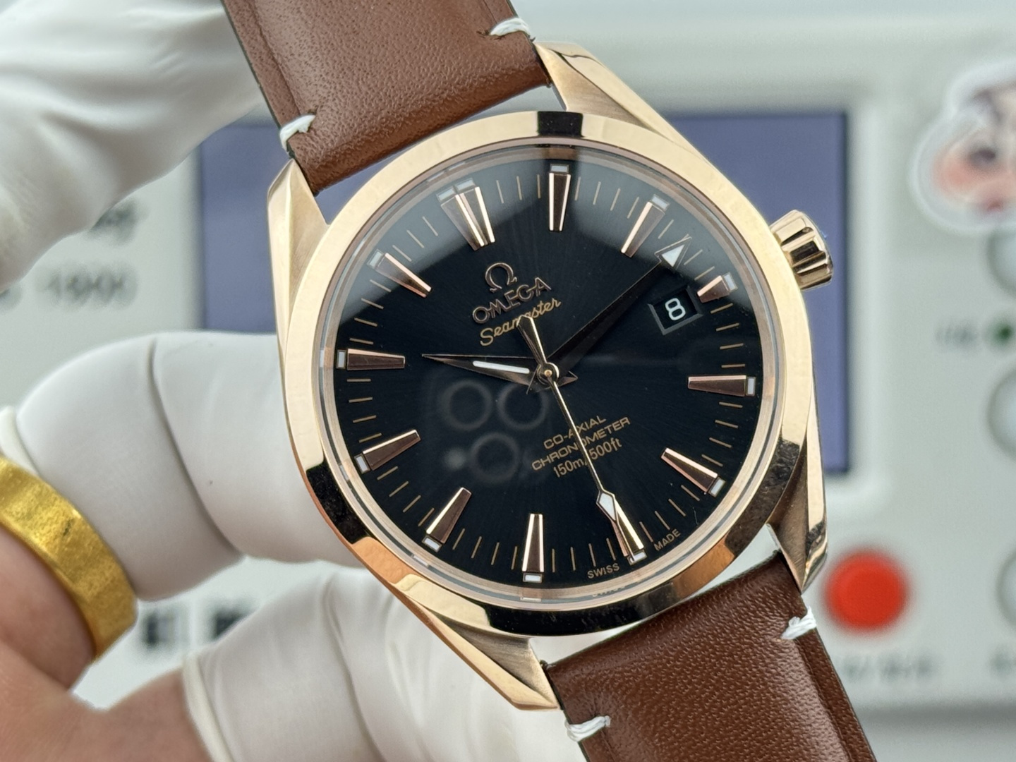 オメガ Seamaster Aqua Terra ウォッチ ブラック ダイヤル ローズゴールド 詳細画像 3