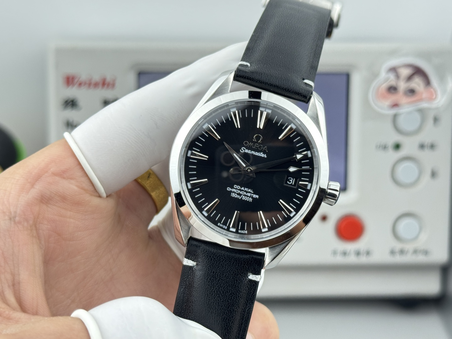 オメガ Seamaster Aqua Terra ウォッチ ブラック ダイヤル シルバー ケース 詳細画像 2