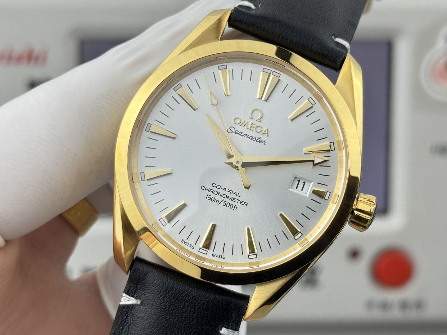 オメガ Seamaster Aqua Terra ウォッチ ホワイト ゴールド ケース 画像 4