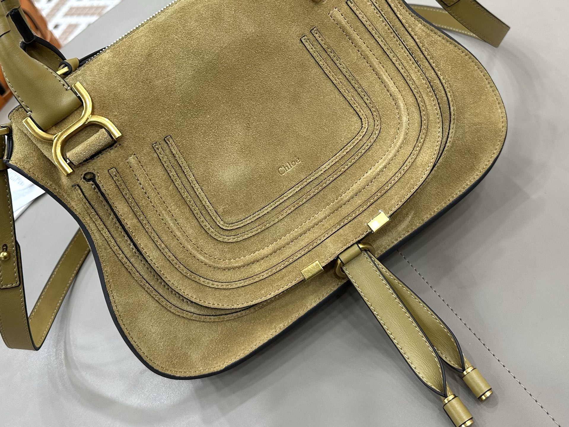 クロエ Marcie スエード カーフスキン トップハンドルバッグ オリーブ ラージ 画像 5