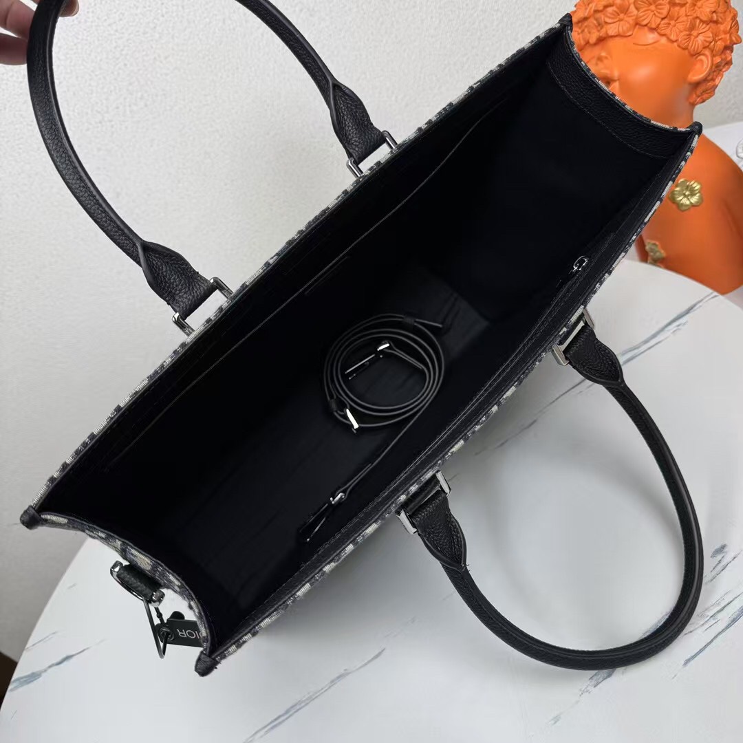 ディオール GGエンボス バッグ ブラック 1ESSH232YKY_H27E 画像 7