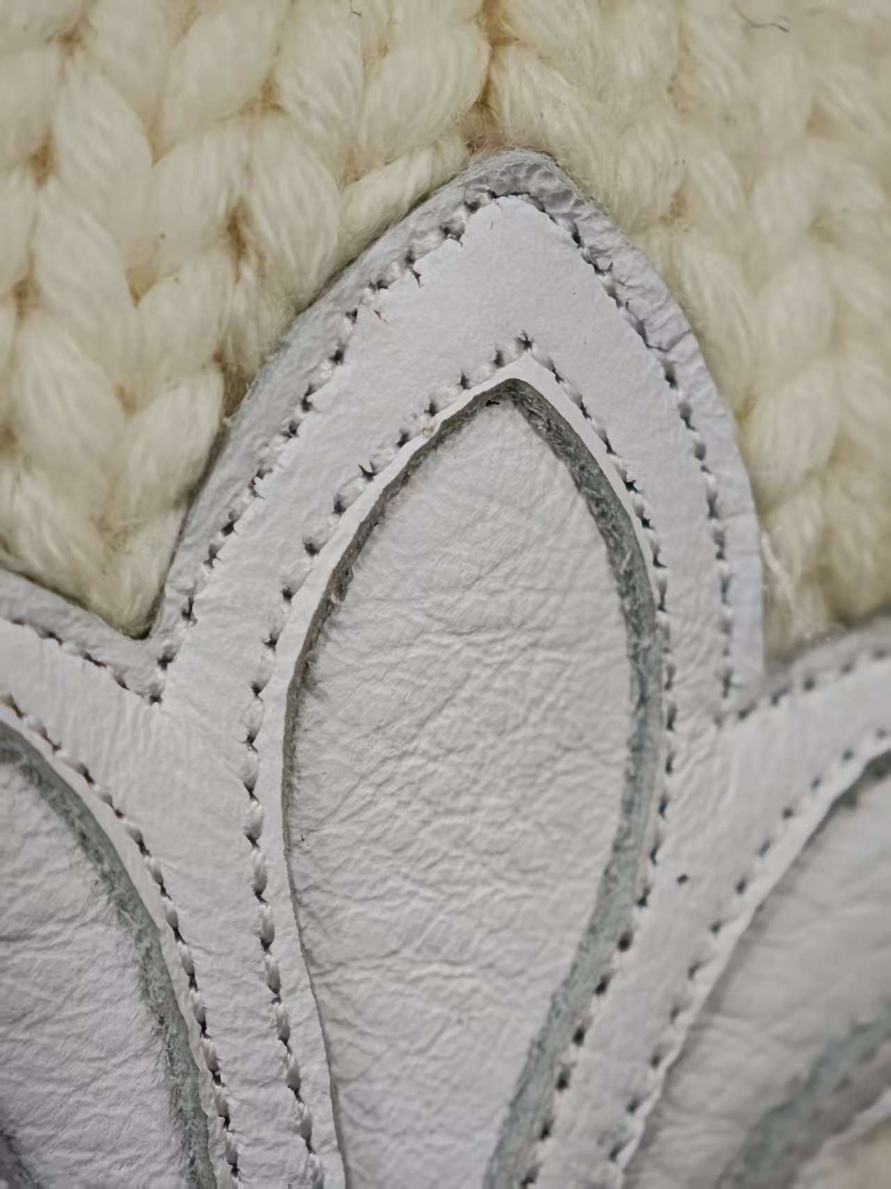 クロムハーツ Leather Patchwork Cashmere カシミヤ ビーニー ブラック 画像 5