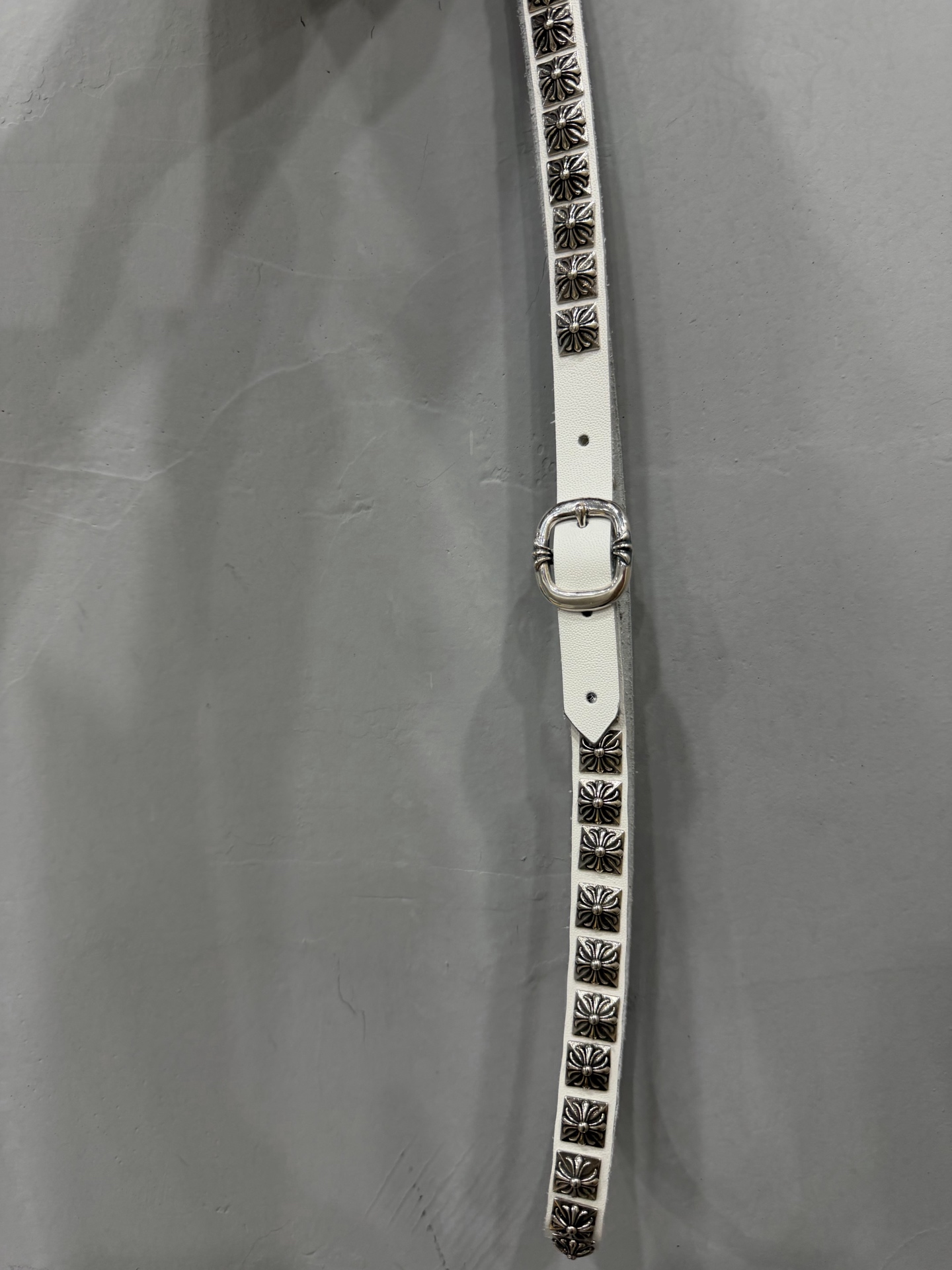 クロムハーツ スタッズ レザーベルト 詳細画像 1