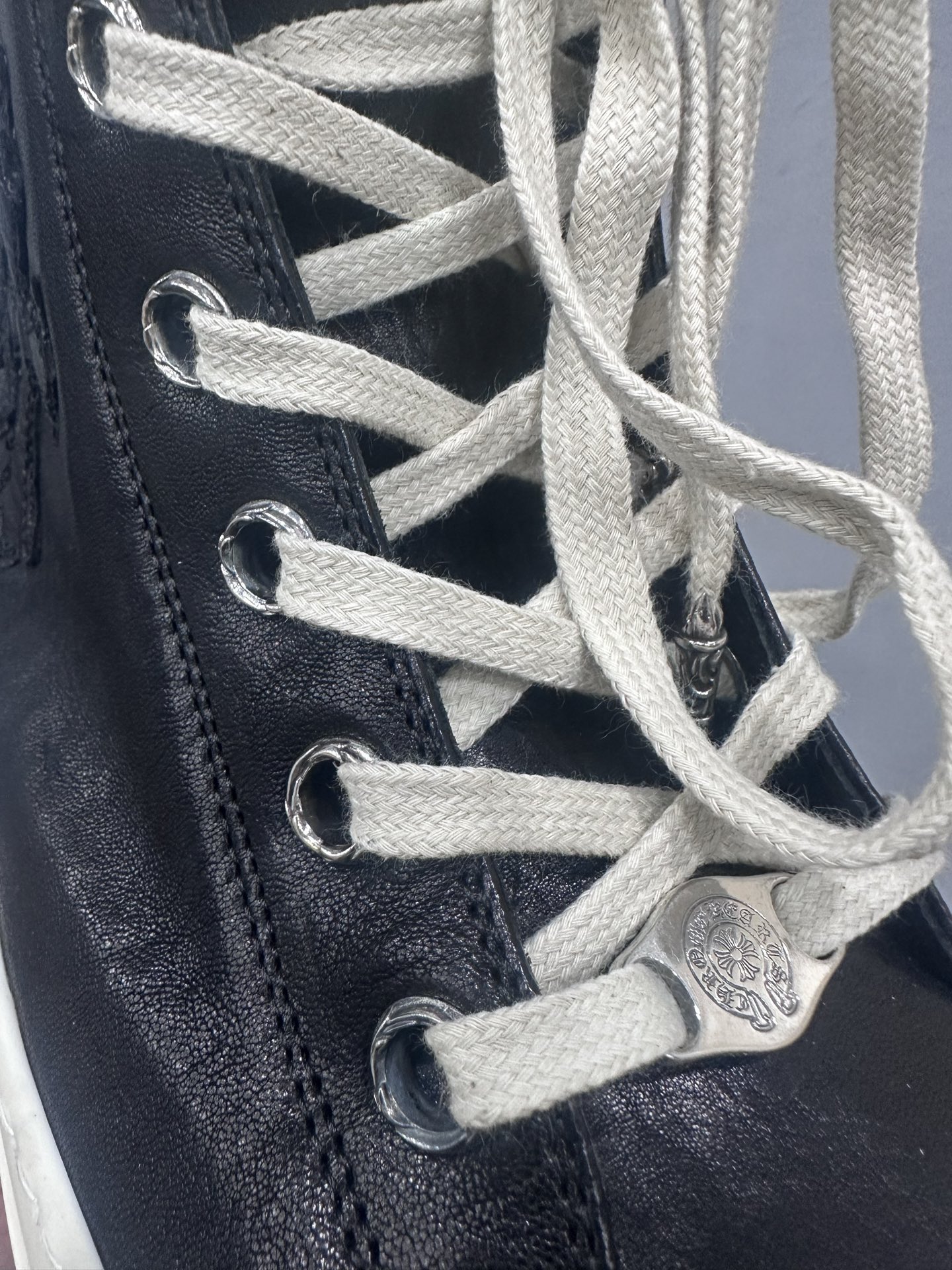 クロムハーツ x リック オウエンス クロス レザーパッチ 1970s High Top スニーカー 画像 6