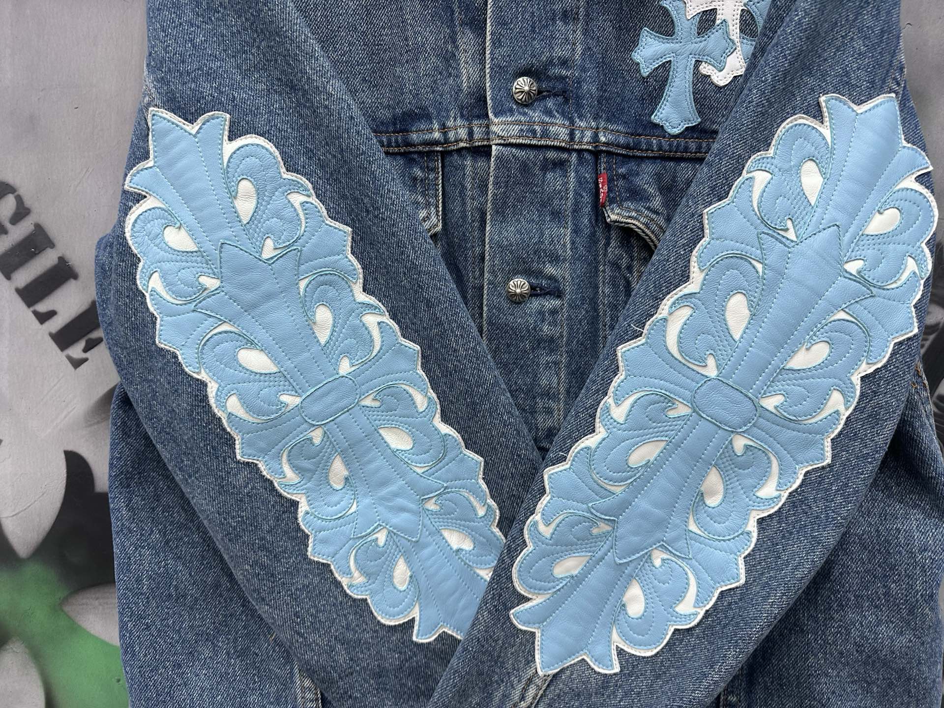 クロムハーツ x Levi's Type III Big E レザー Patch デニム ジャケット Blue 詳細画像 2