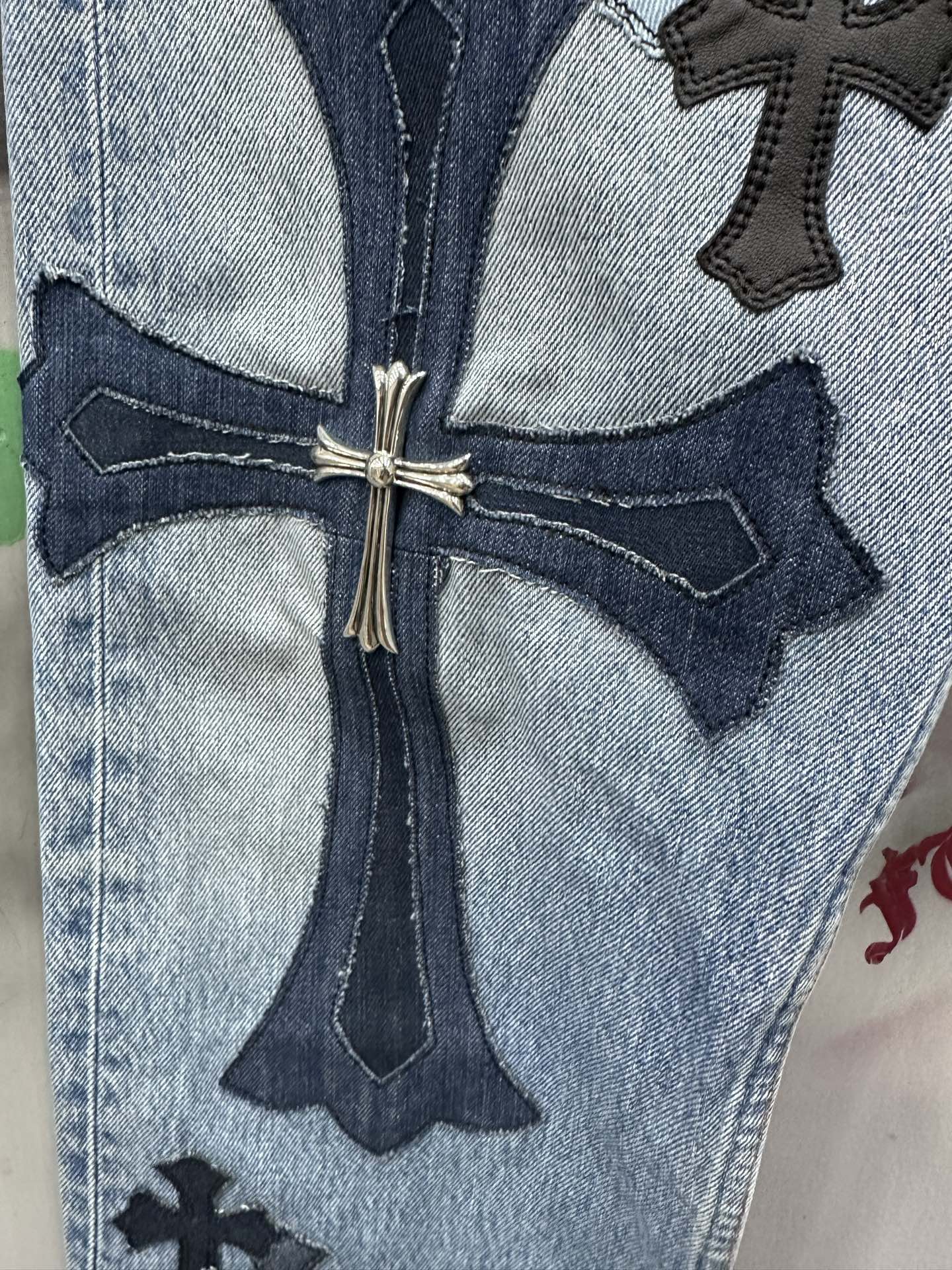 クロムハーツ x Levi's 501 ペイント パッチワーク ジーンズ ウォッシュドブルー 詳細画像 3