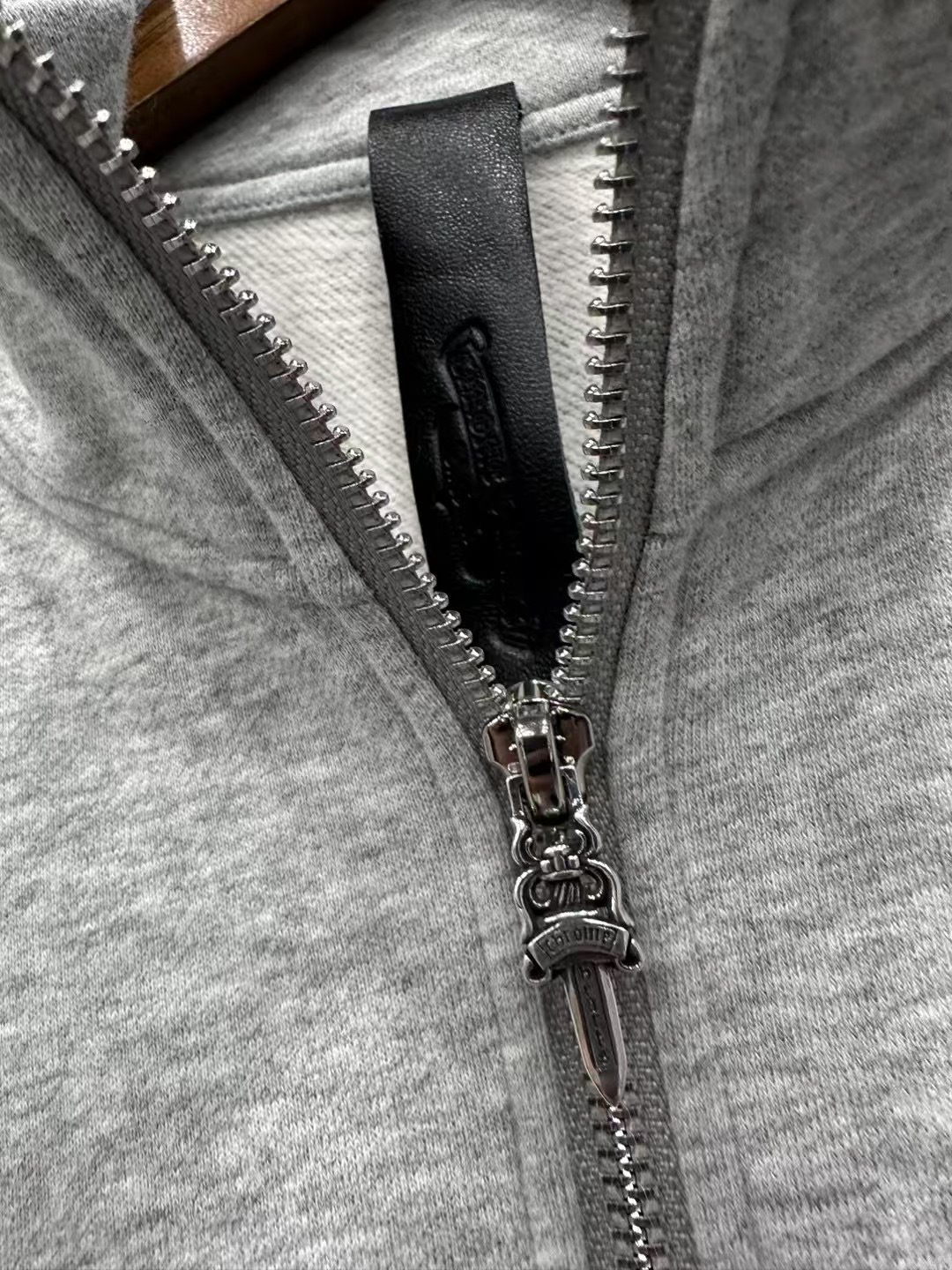 クロムハーツ Leather Patchwork Zip ハーフジップ フーディ 画像 4