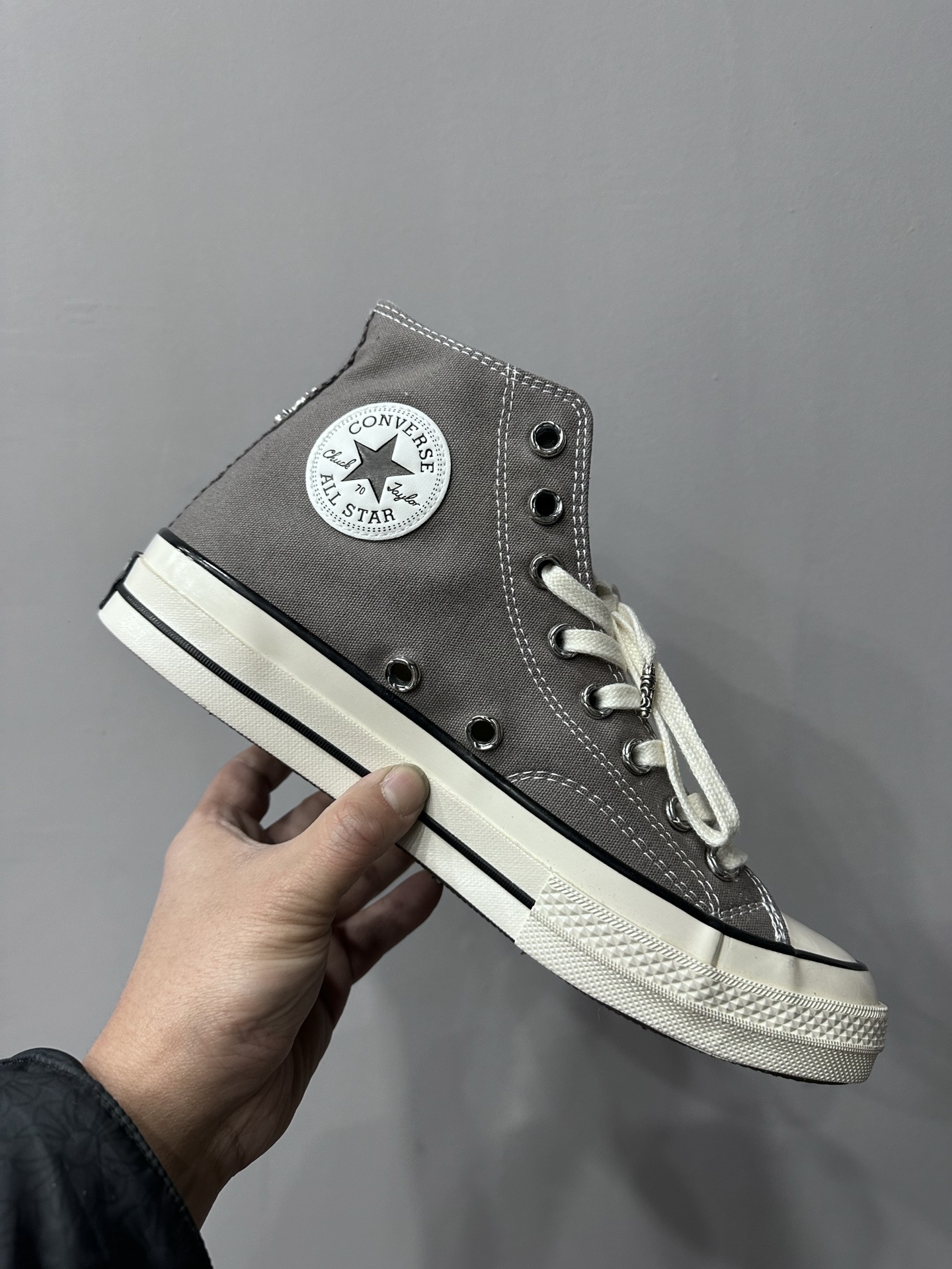 クロムハーツ x コンバース Haircalf 1970s High Top スニーカー グレー 詳細画像 2