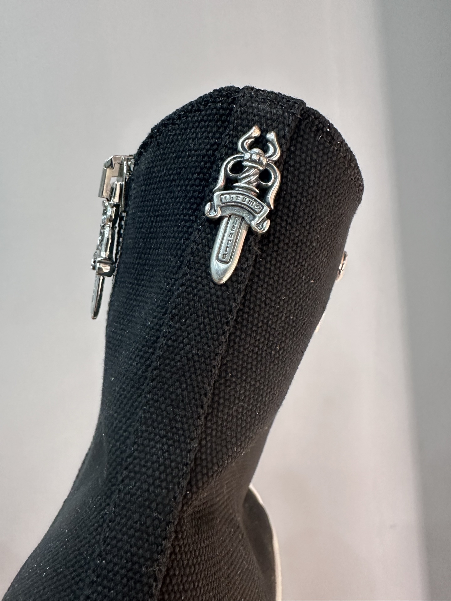 クロムハーツ x Rick Owens DRKSHDW ハイトップ スニーカー ブラック 画像 4