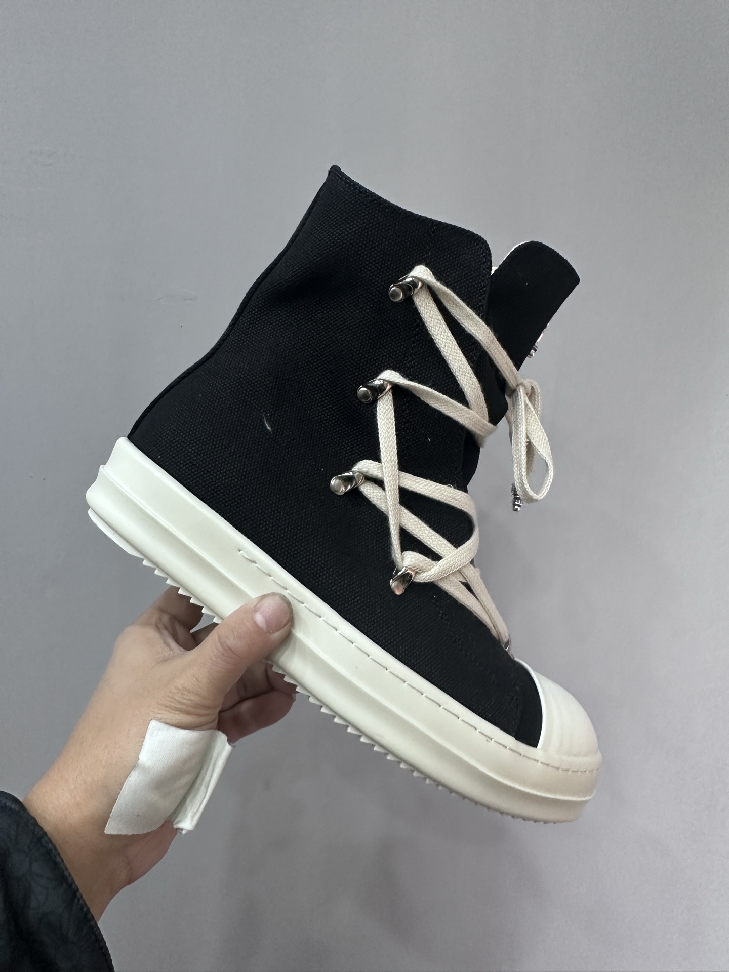 クロムハーツ x Rick Owens DRKSHDW Pentagram Mid スニーカー ブラック 詳細画像 1