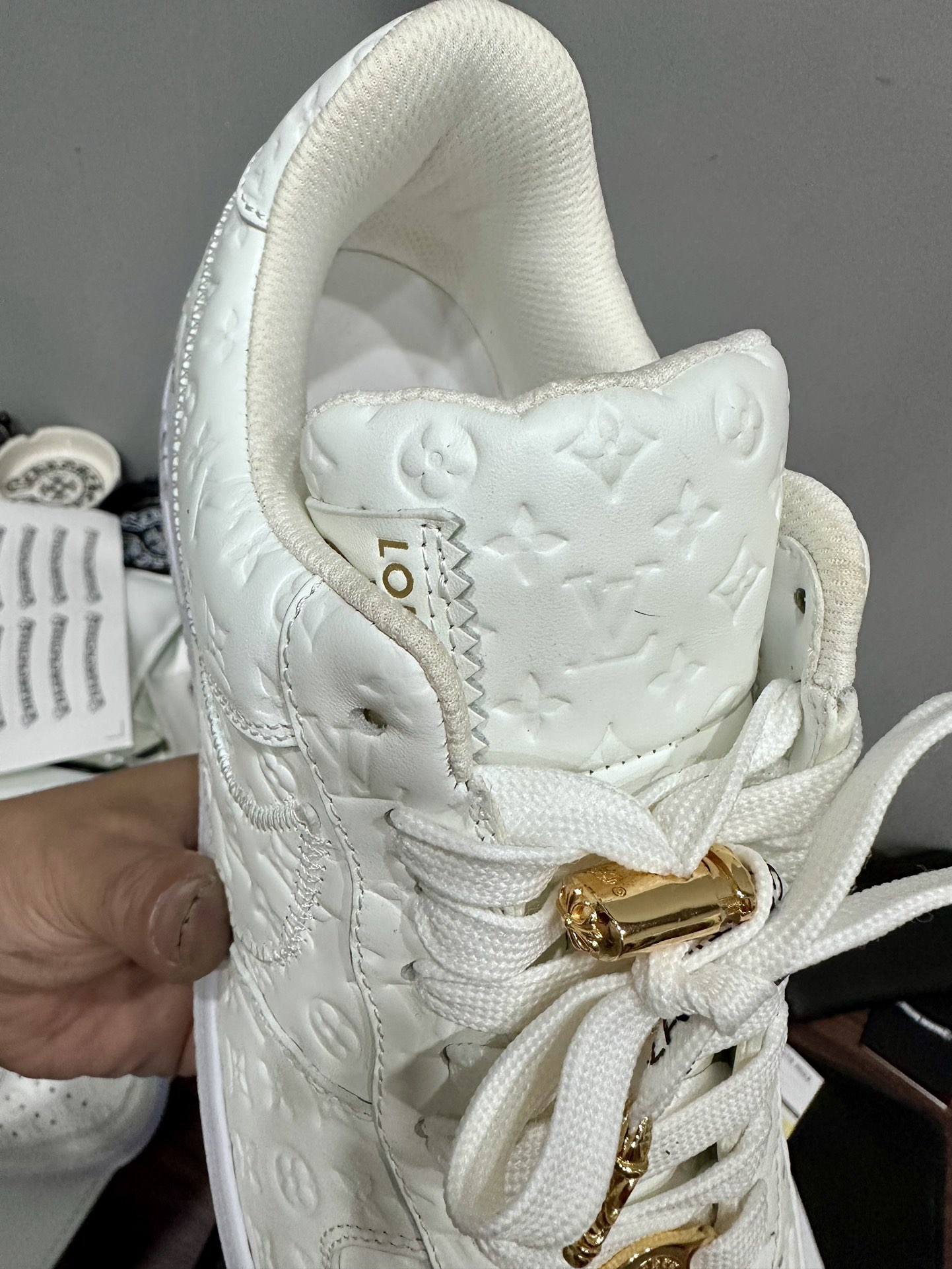 クロムハーツ x ナイキ ルイ ヴィトン Air Force 1 スニーカー 詳細画像 3