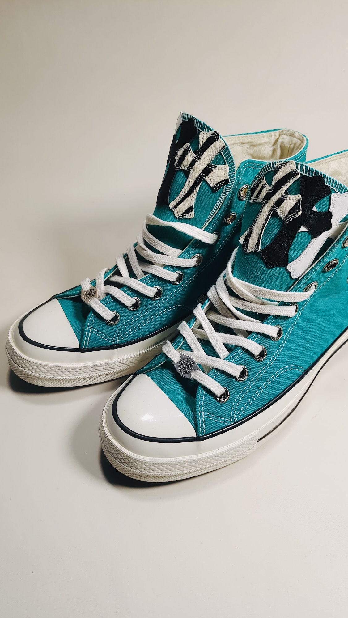 クロムハーツ x Converse 1970s ゼブラ クロス ハイトップ スニーカー Green 詳細画像 1