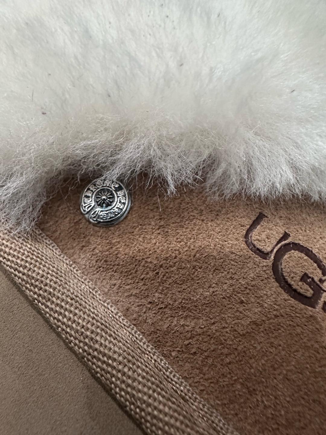 クロムハーツ x UGG スライド カーキ 画像 5