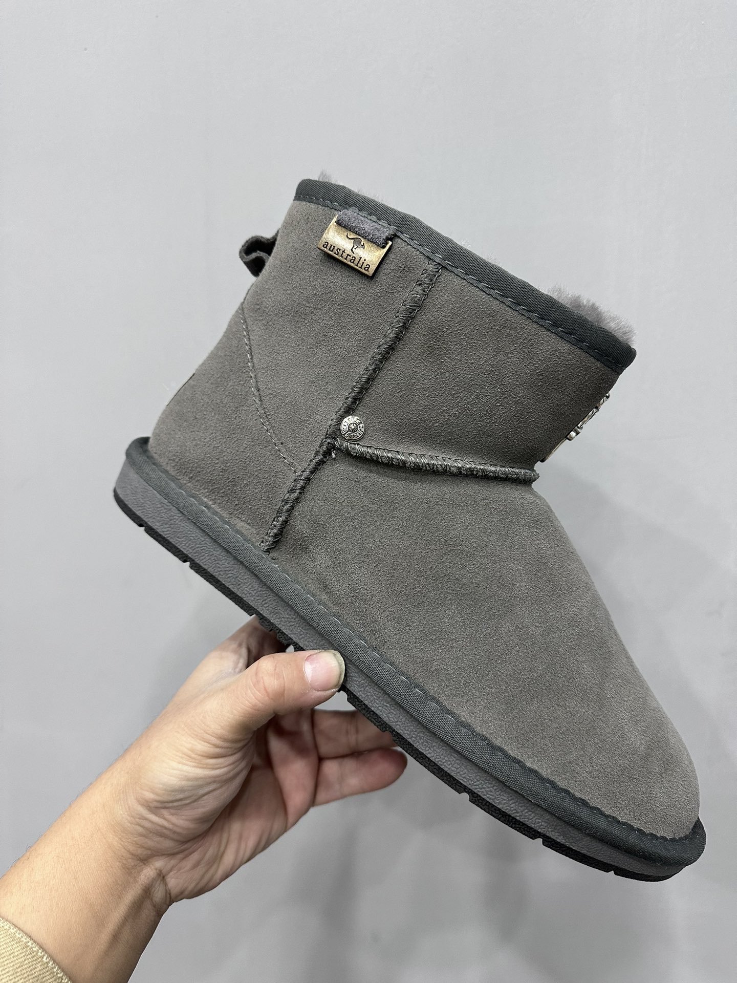 クロムハーツ x UGG Mid Snow ブーツ グレー 詳細画像 1