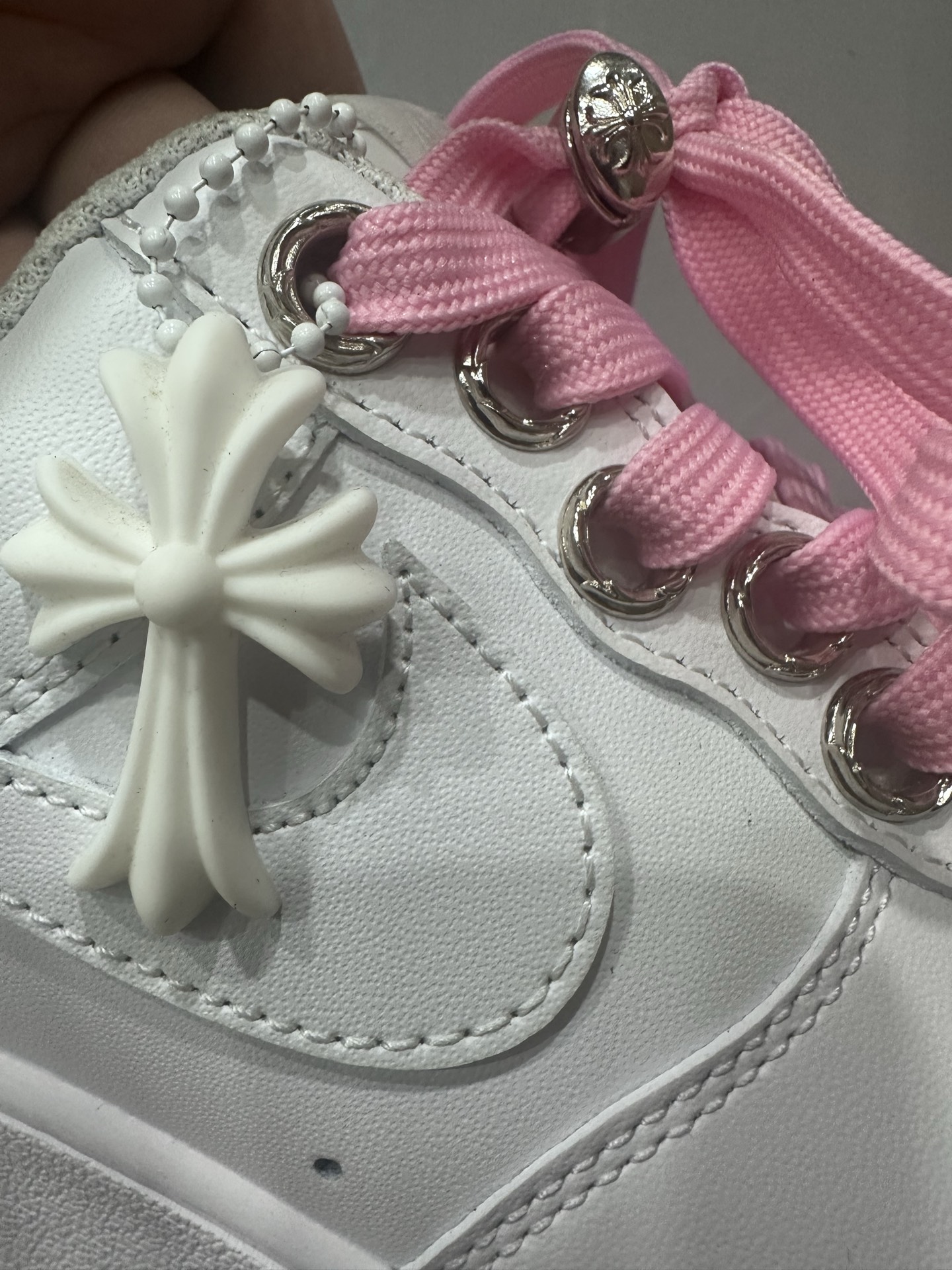 クロムハーツ x Nike Air Force 1 Low ホワイト ピンク 画像 7