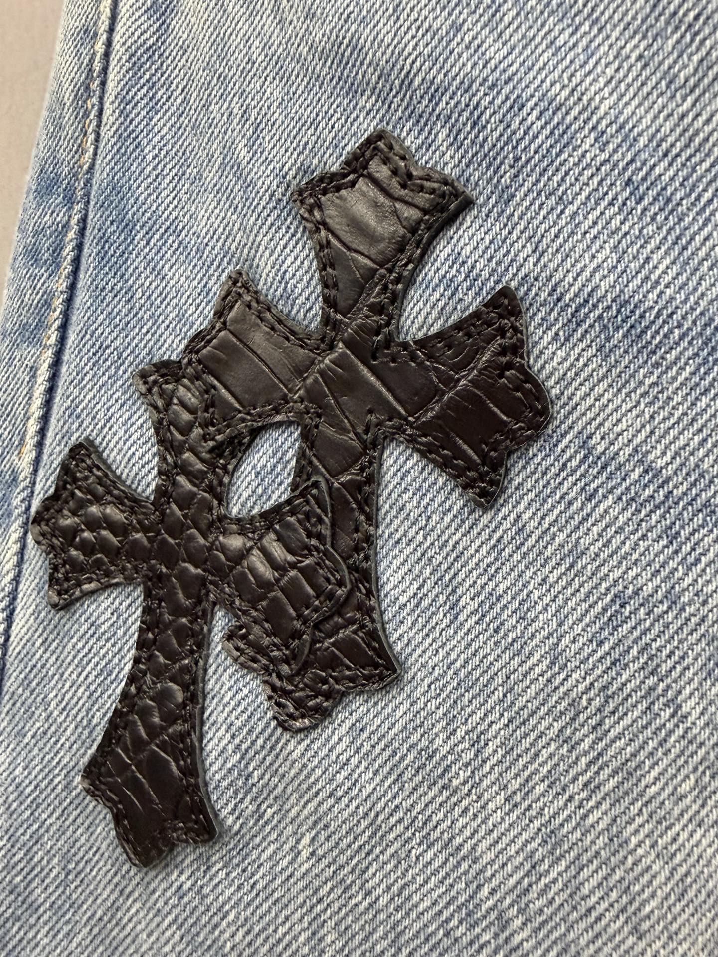 クロムハーツ x Levi's 501 Crocodile レザー Patch ジーンズ ライトブルー 詳細画像 2