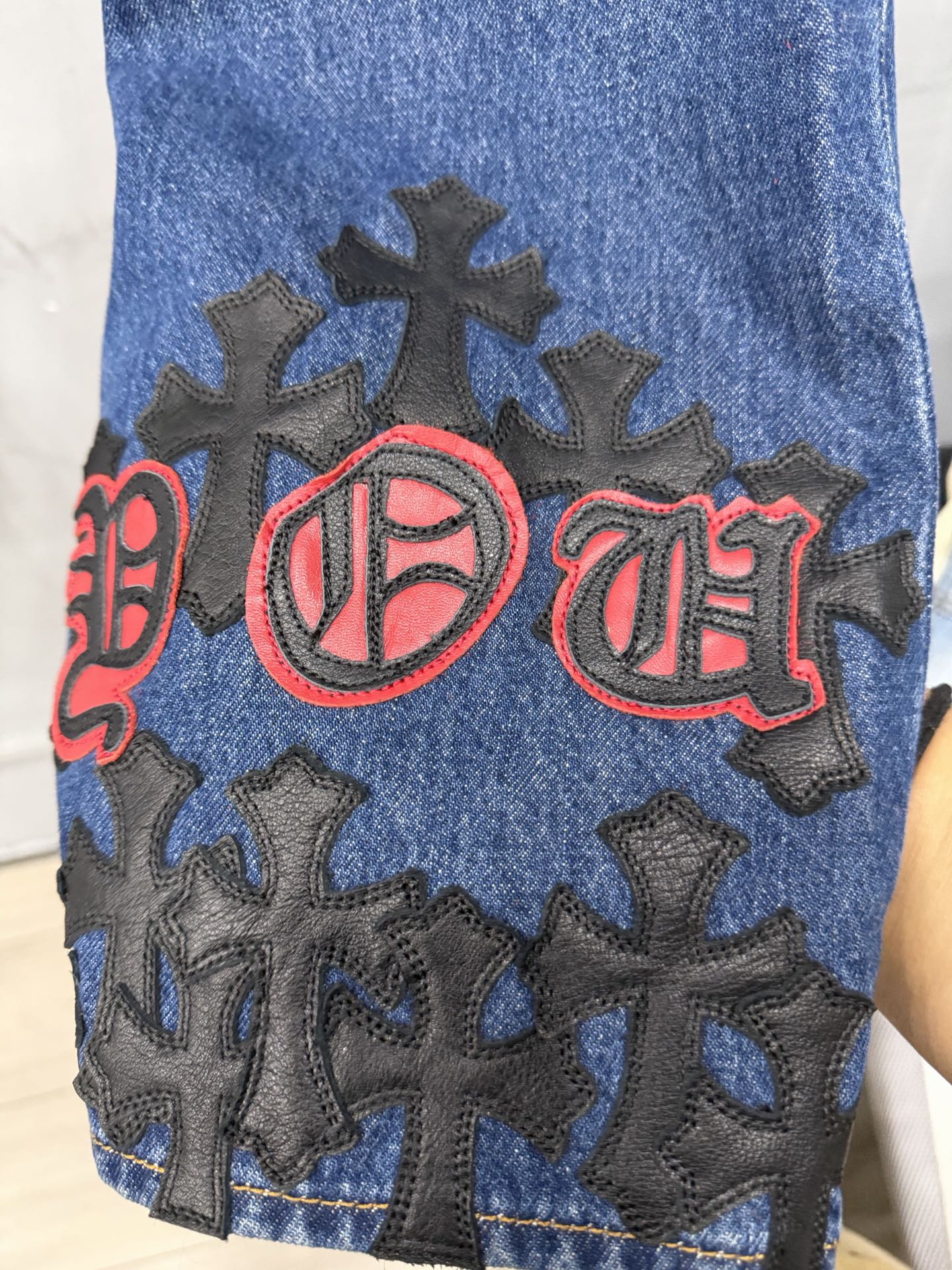 クロムハーツ x リーバイス 501 F*ck You 限定 レザーパッチワーク ジーンズ 画像 8