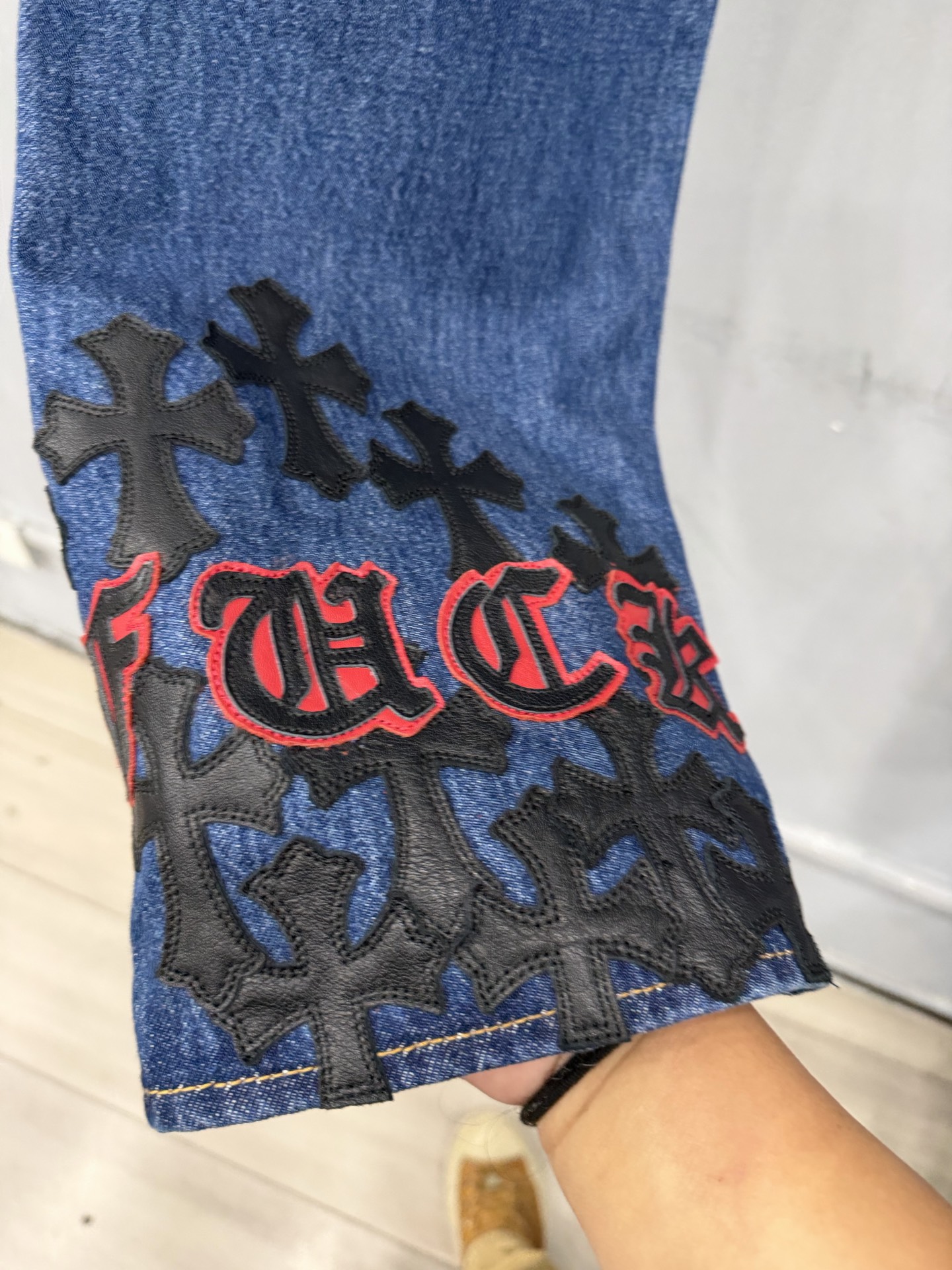 クロムハーツ x リーバイス 501 F*ck You 限定 レザーパッチワーク ジーンズ 画像 9