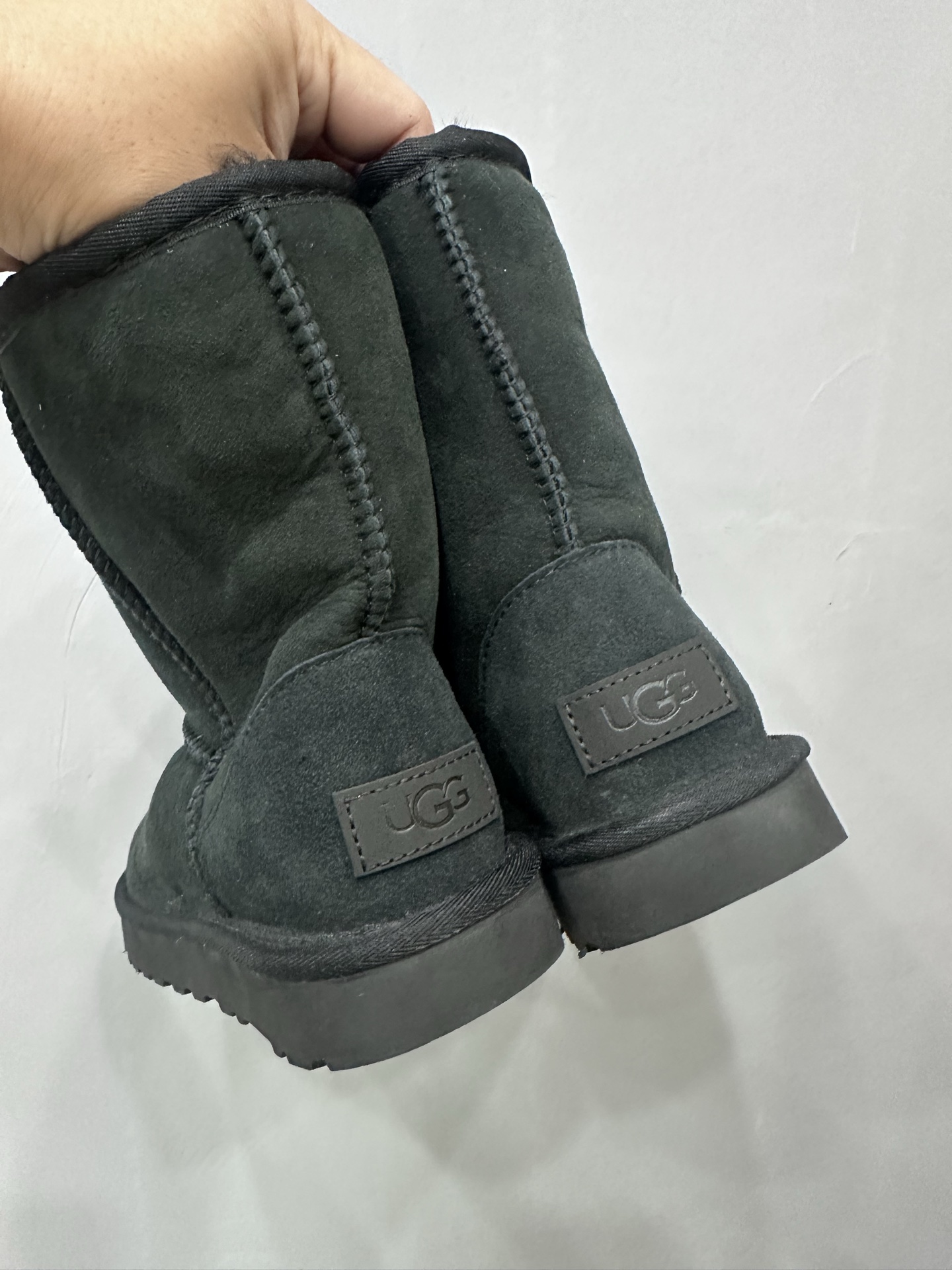 クロムハーツ x UGG Haircalf Mid Snow ブーツ ブラック ピンク 詳細画像 3