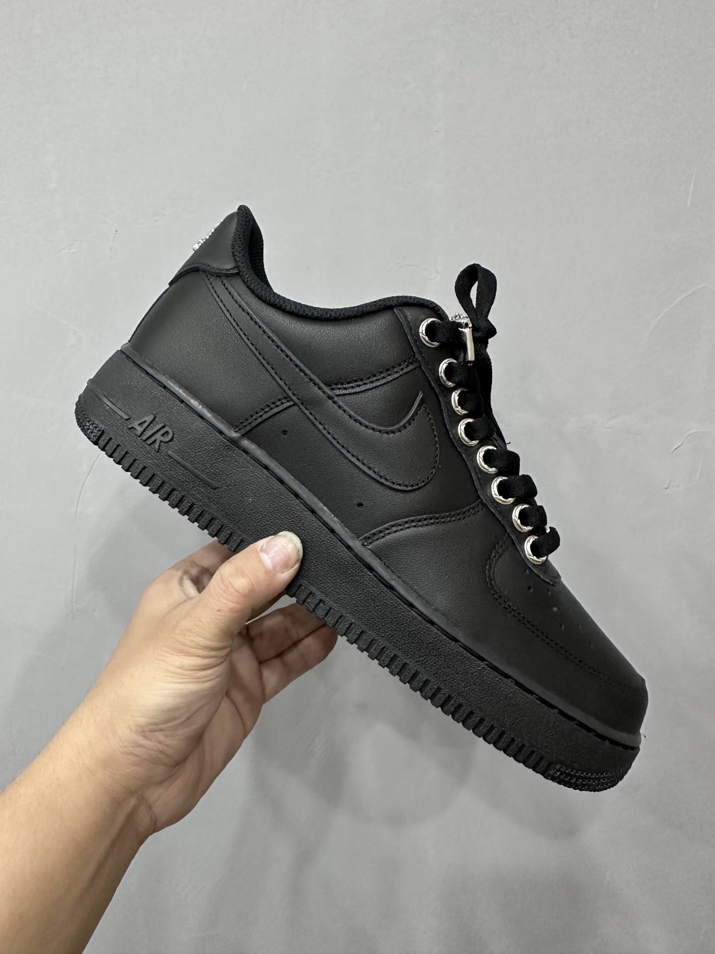 クロムハーツ x ナイキ Air Force 1 スニーカー ブラック 詳細画像 1